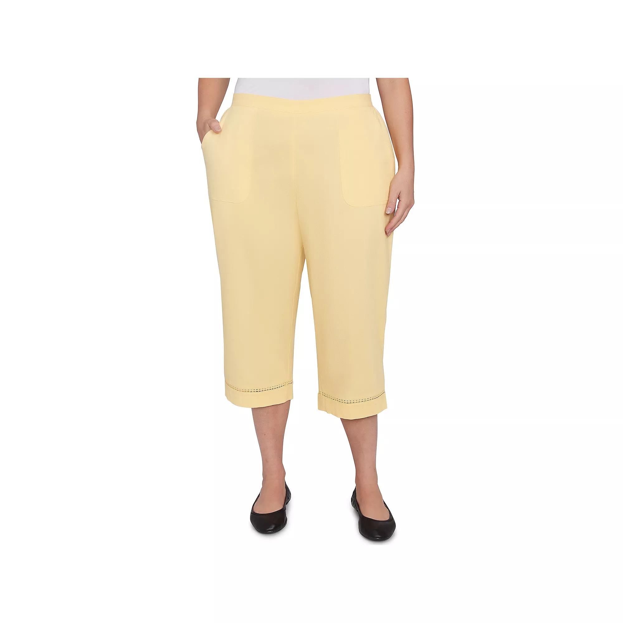 Plus Size Alfred Dunner Lace Dotted Trim Capri Pants, Women's, Size: 22 W, Green Product Image