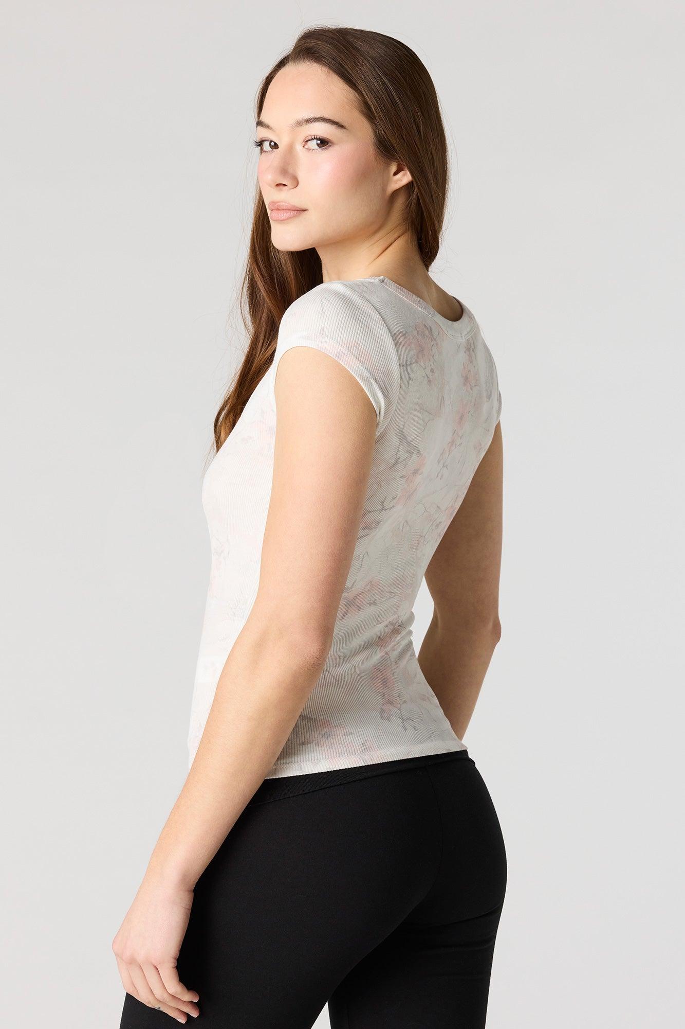 Ribbed Scoop Neck T-Shirt Female Product Image