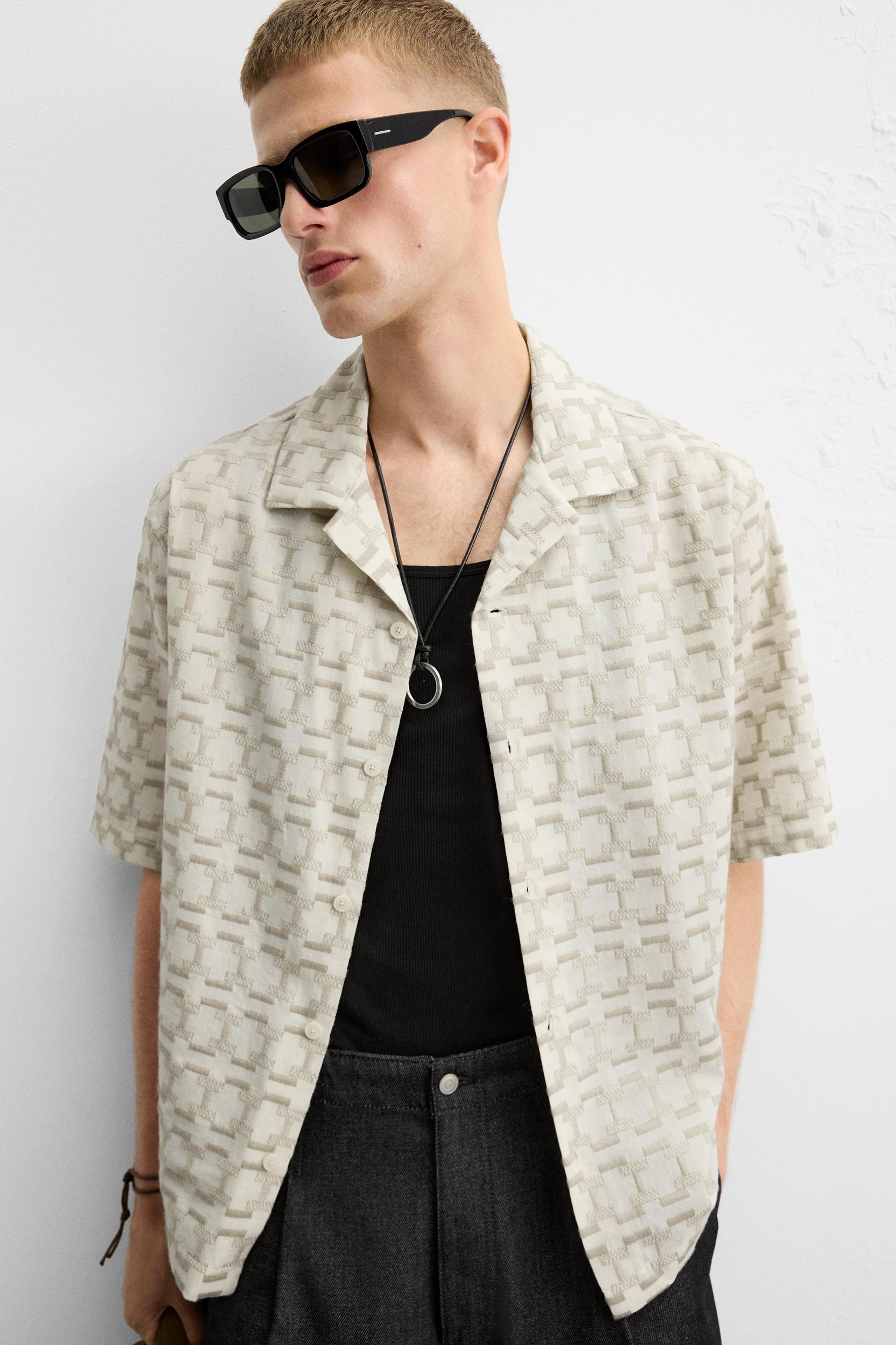 GEOMETRIC EMBROIDERED SHIRT Product Image