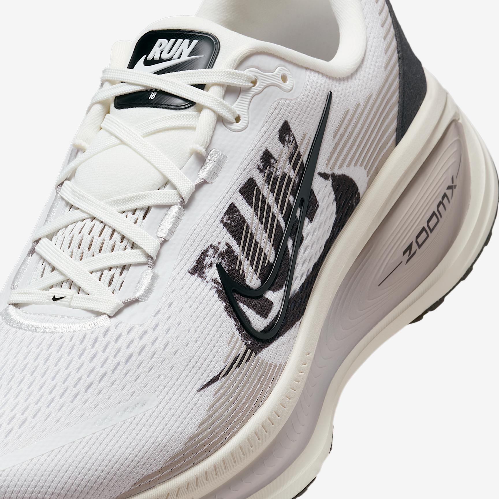 Nike Men's Vomero 18 Road Running Shoes Product Image