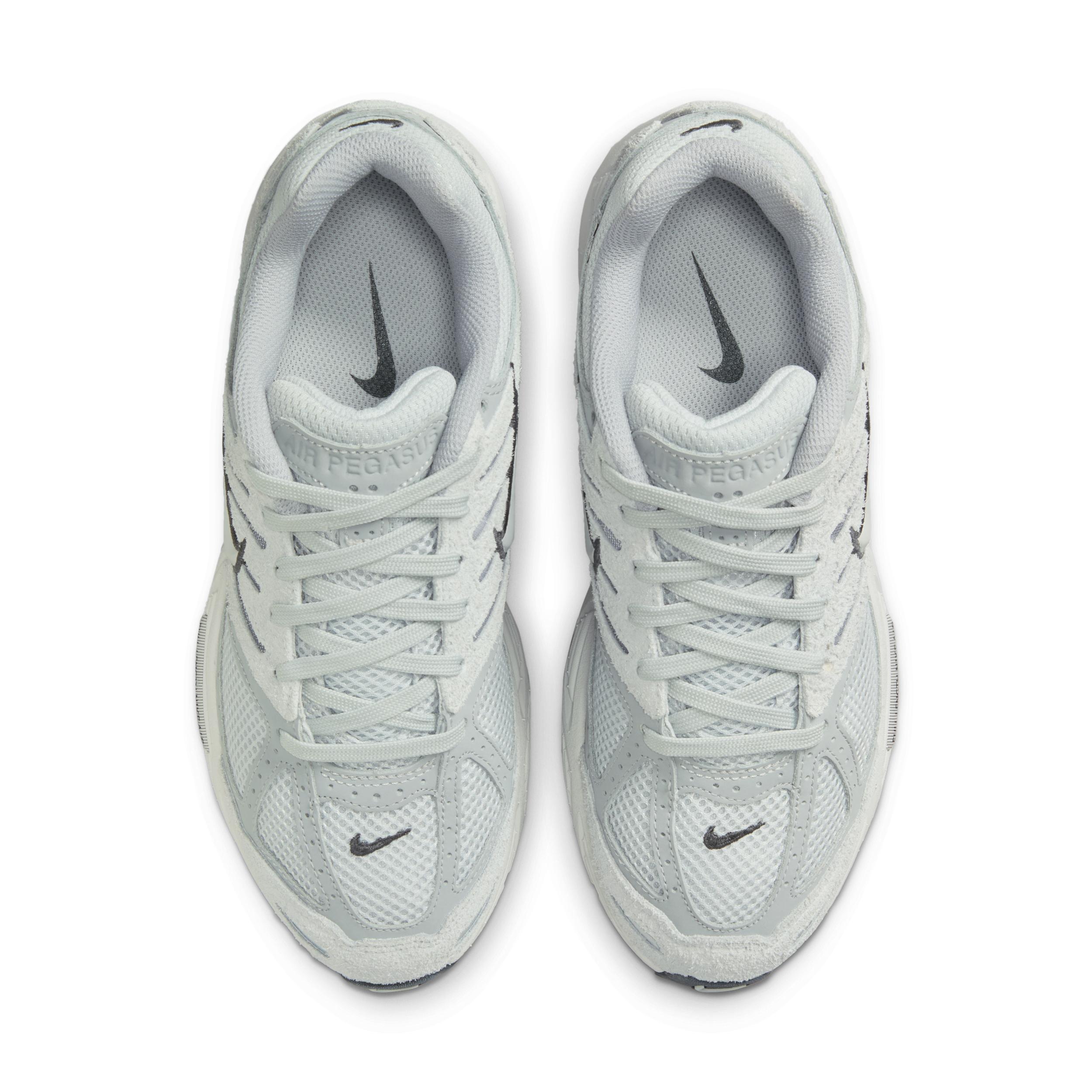 Nike Womens Air Pegasus 2005 Shoes | HQ1675-100 Product Image