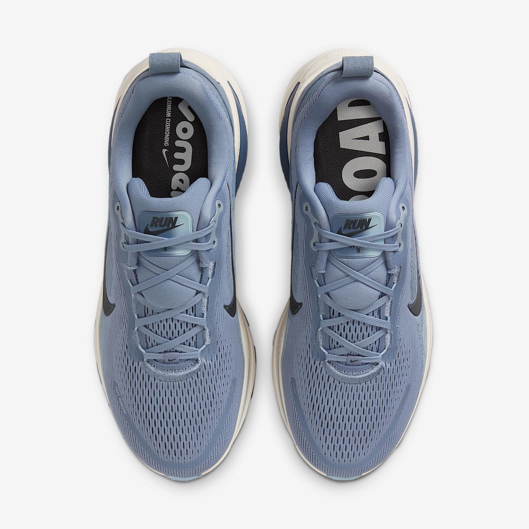 Nike Men's Vomero 18 Road Running Shoes (Extra Wide) Product Image