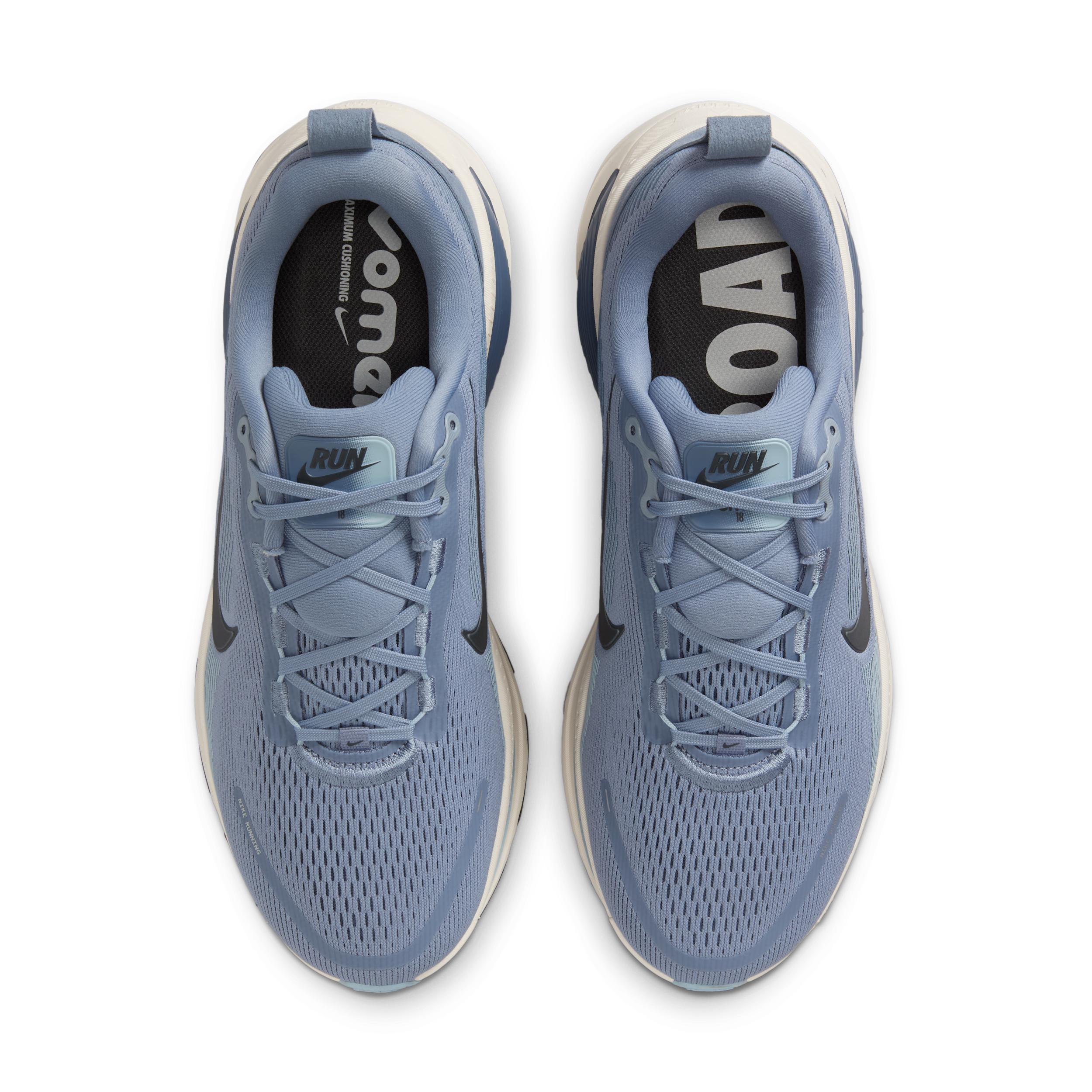 Nike Men's Vomero 18 Road Running Shoes (Extra Wide) Product Image