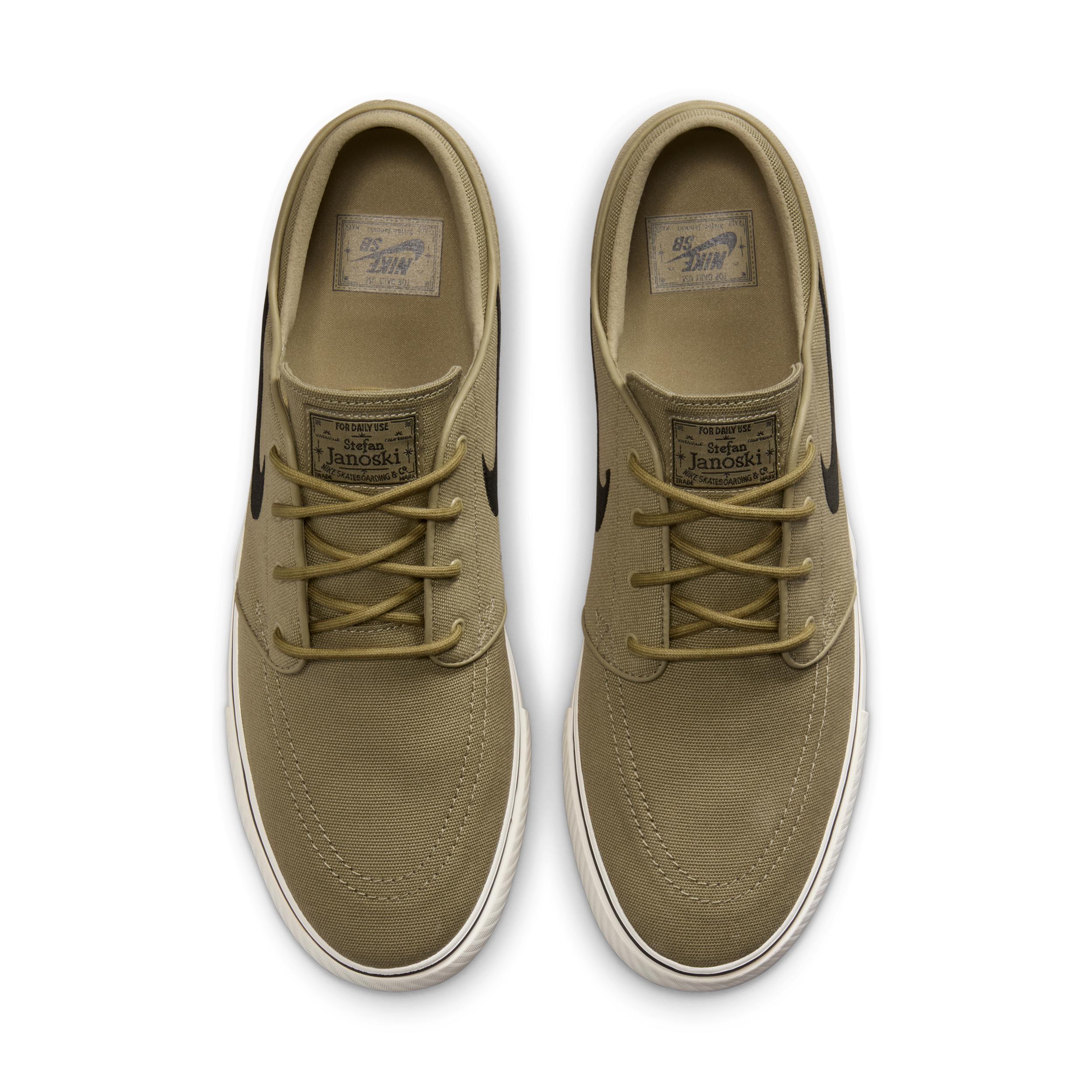 Men's Nike SB Zoom Janoski OG+ Canvas Skate Shoes Product Image