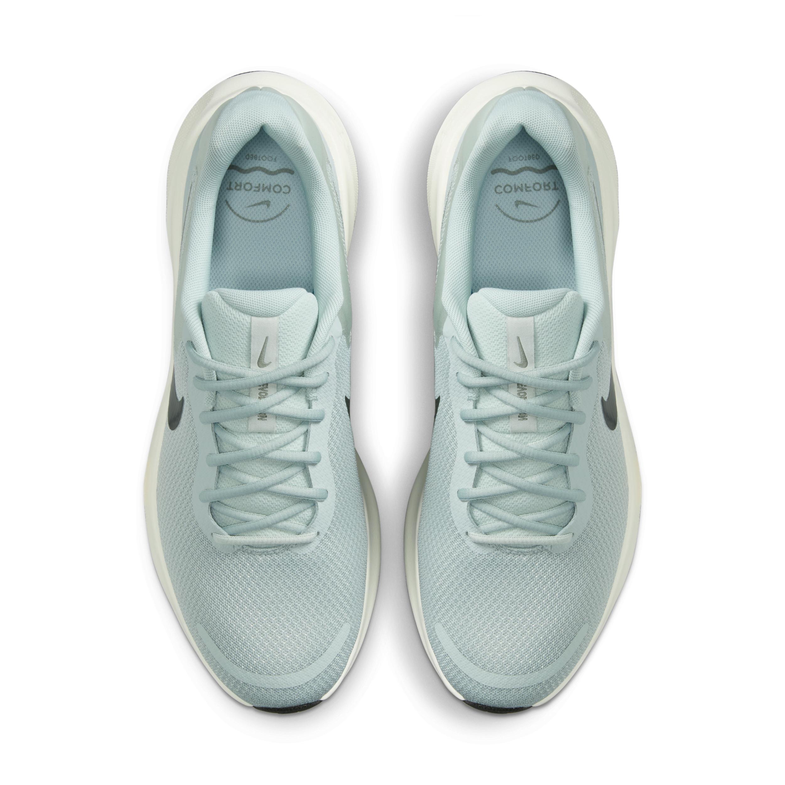 Nike Men's Revolution Road Running Shoes Product Image