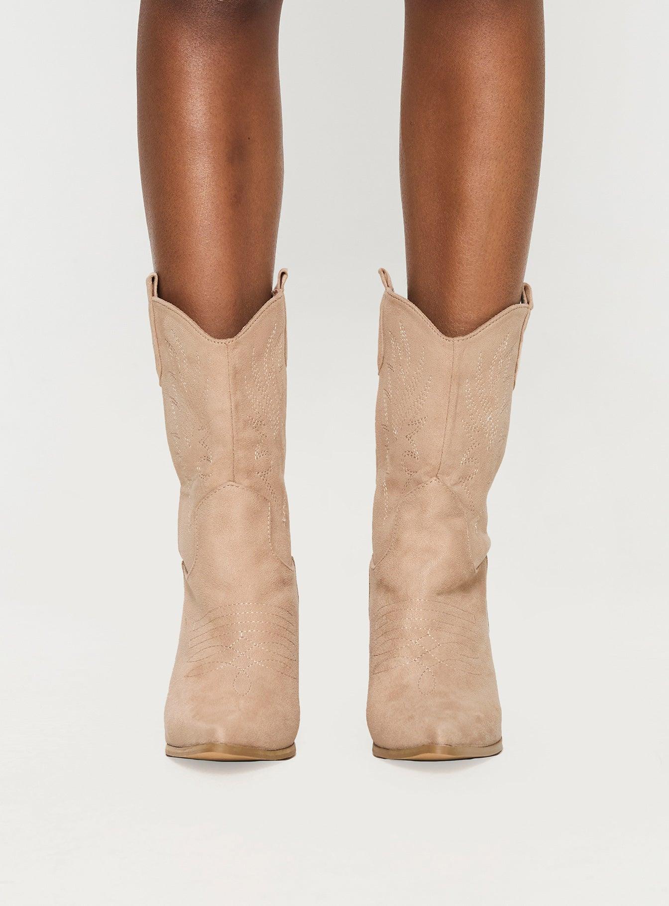 Jessie Cowboy Boots Beige Product Image