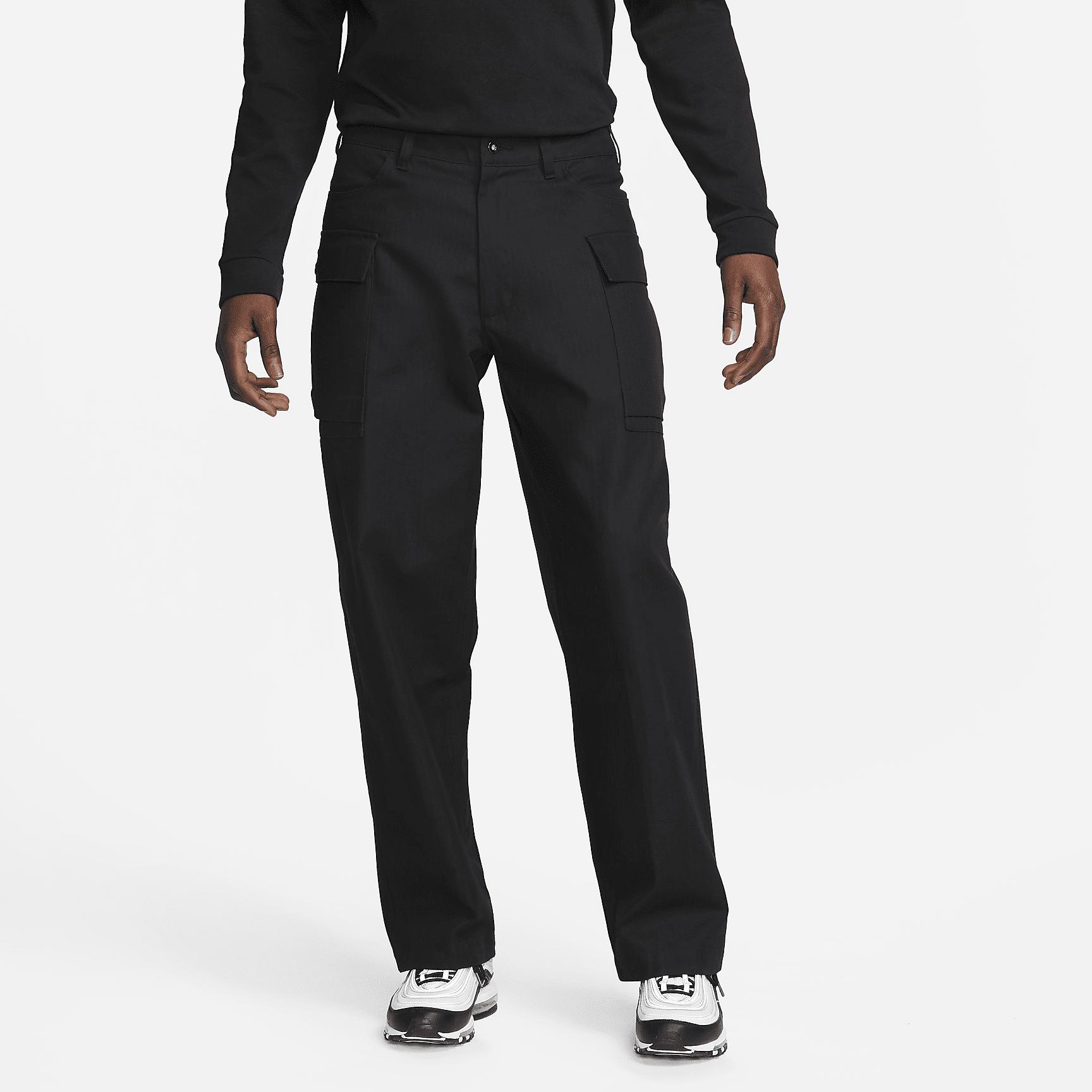 Nike Life Men's Cargo Pants Product Image