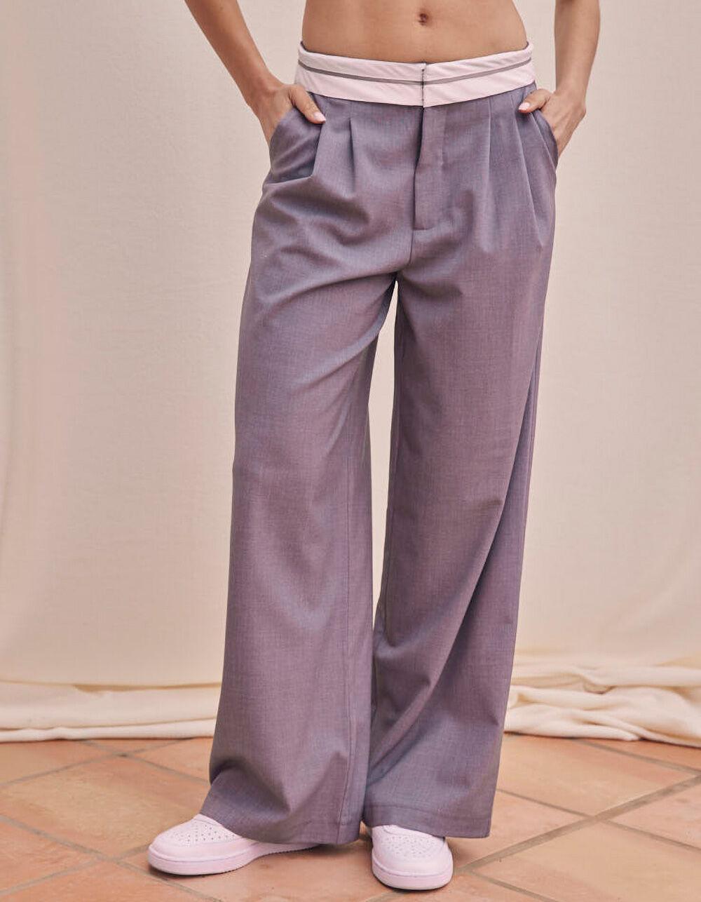 WEST OF MELROSE Pleated Baggy Womens Trousers - GRAY Product Image