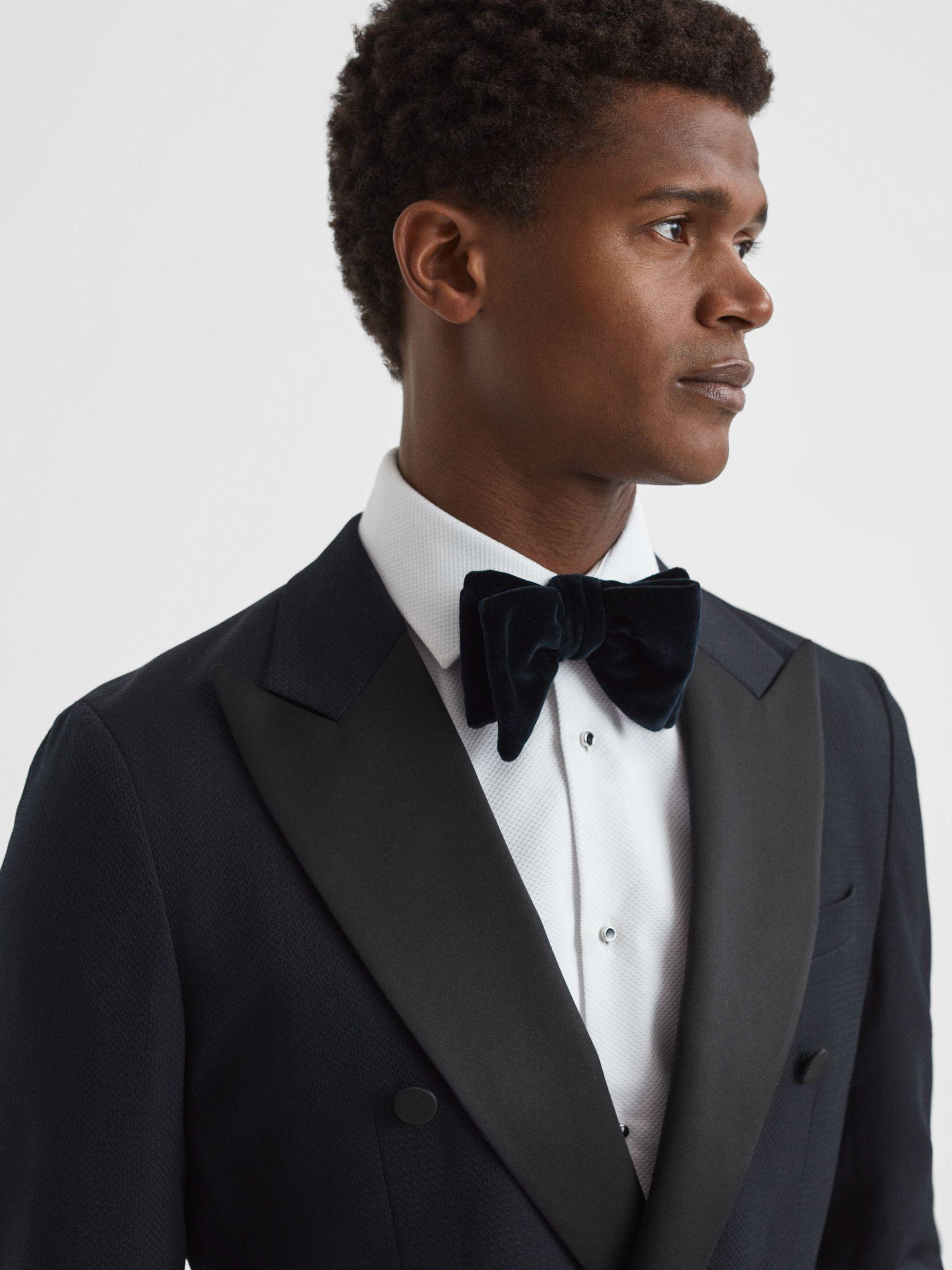 Modern Fit Satin Lapel Double Breasted Jacquard Blazer in Navy Product Image