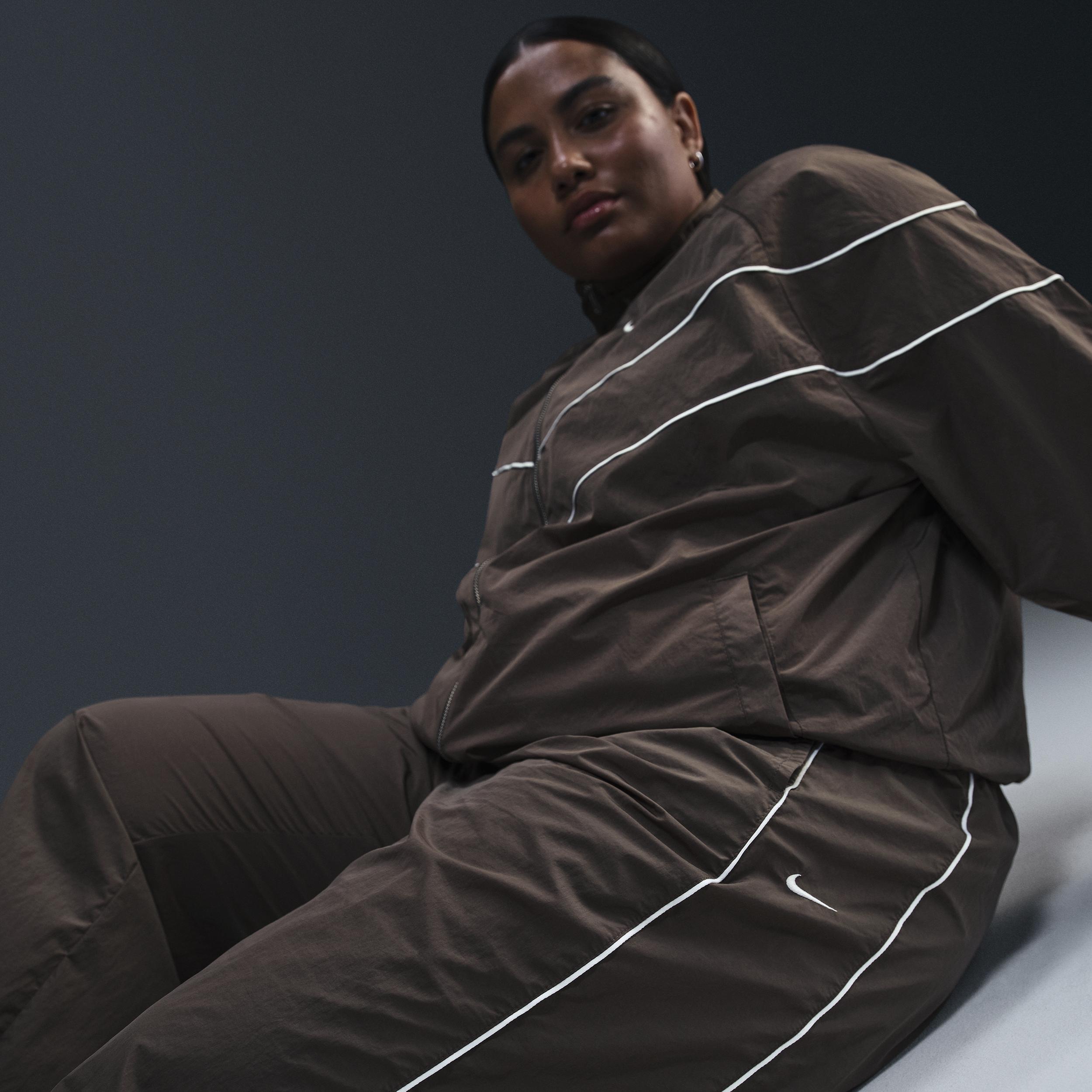 Nike Windrunner Women's High-Waisted Woven Open-Hem Pants (Plus Size) Product Image