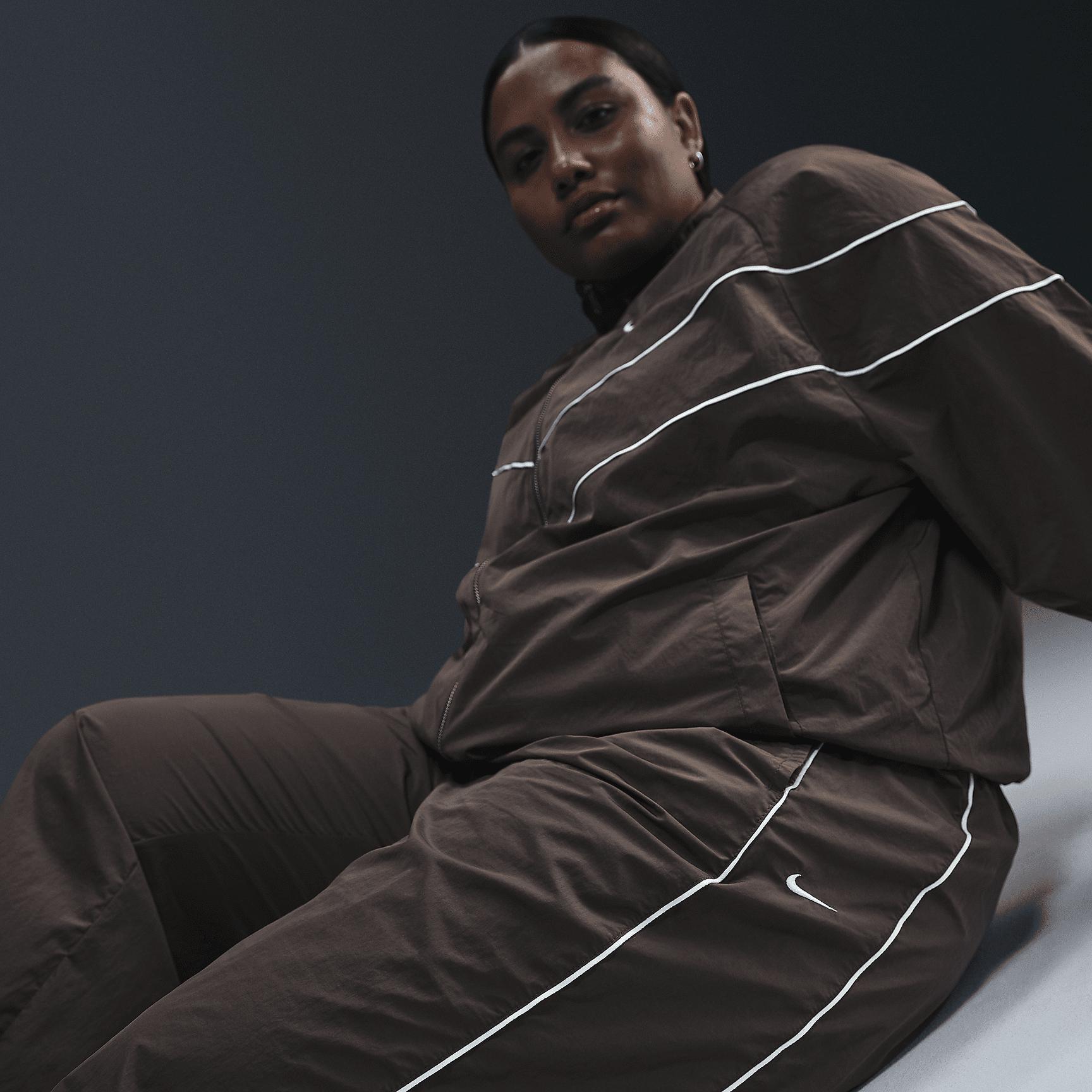 Nike Windrunner Women's High-Waisted Woven Open-Hem Pants (Plus Size) Product Image