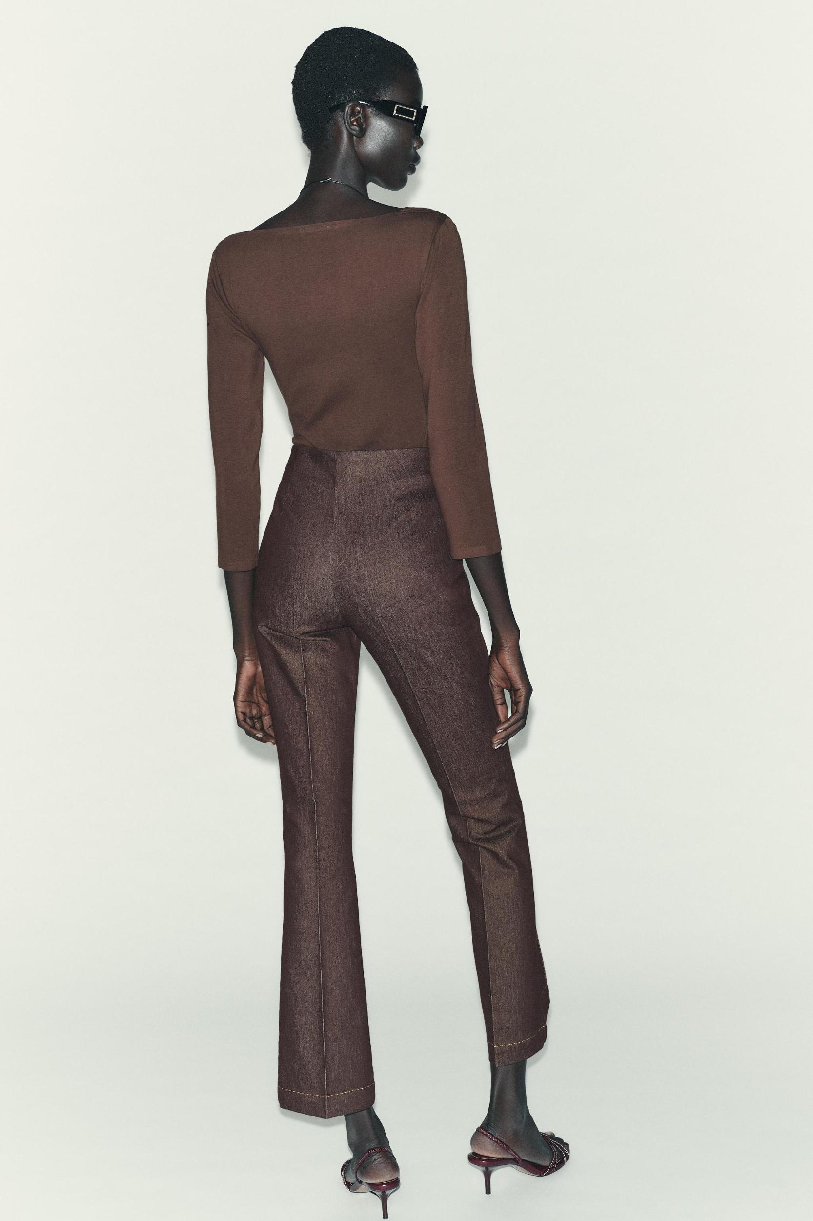 BOAT NECK T-SHIRT Product Image