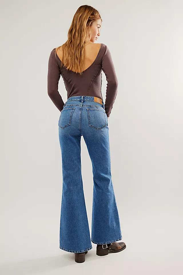 CRVY Vintage High-Rise Flare Jeans Product Image