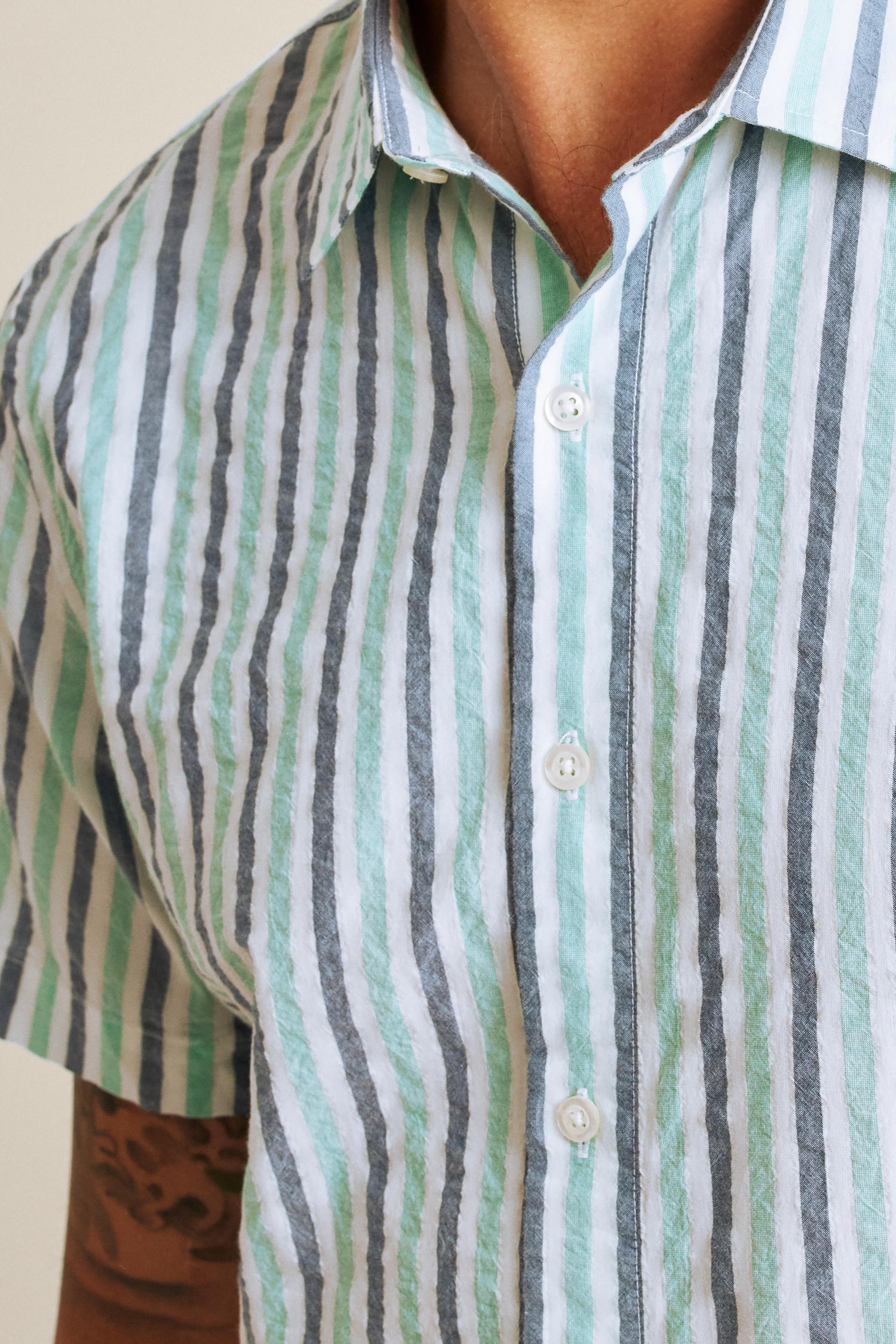 Riviera Short Sleeve Shirt Product Image
