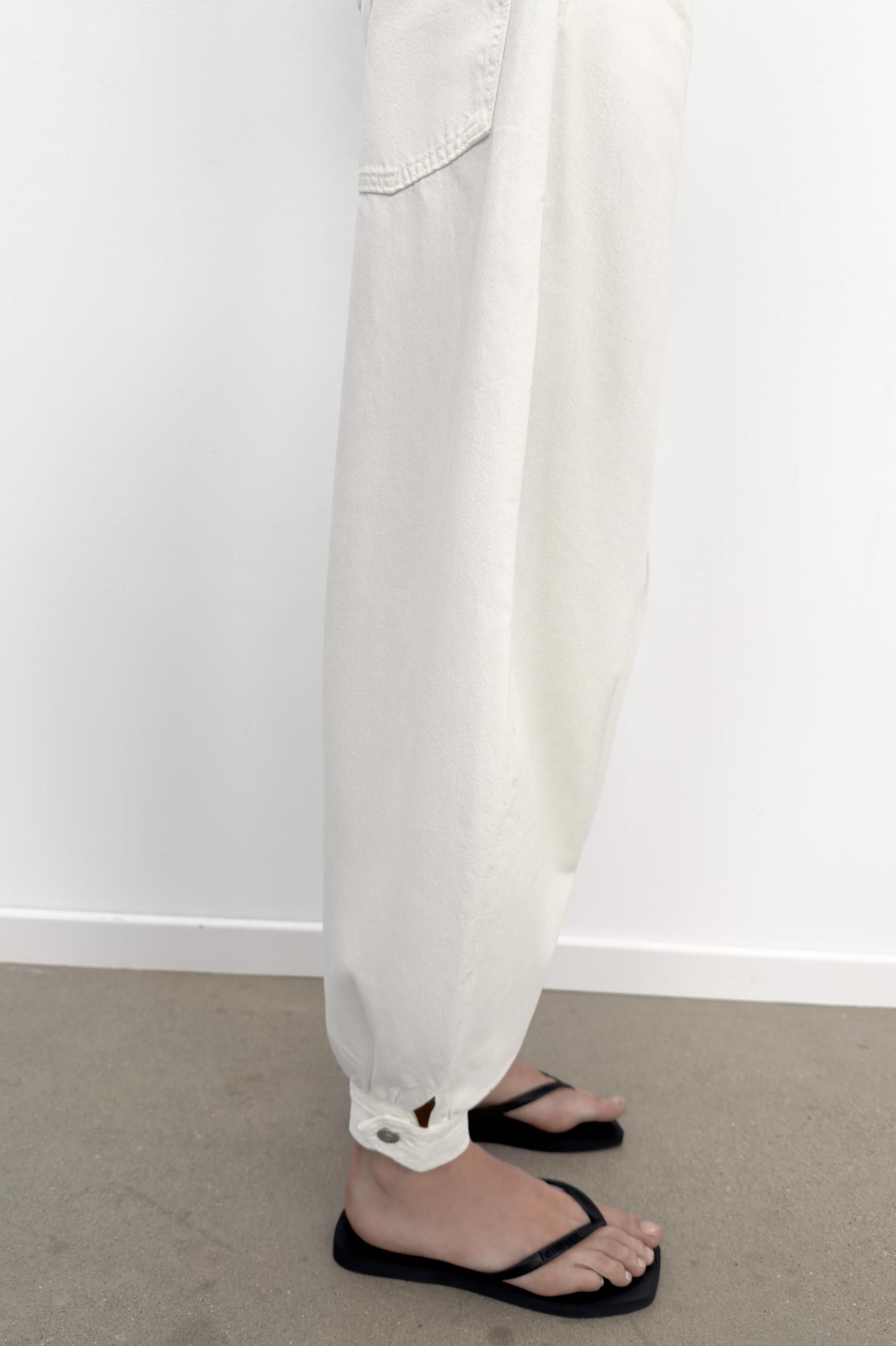 TRF MID-RISE BALLOON JEANS WITH BUTTON TABS Product Image