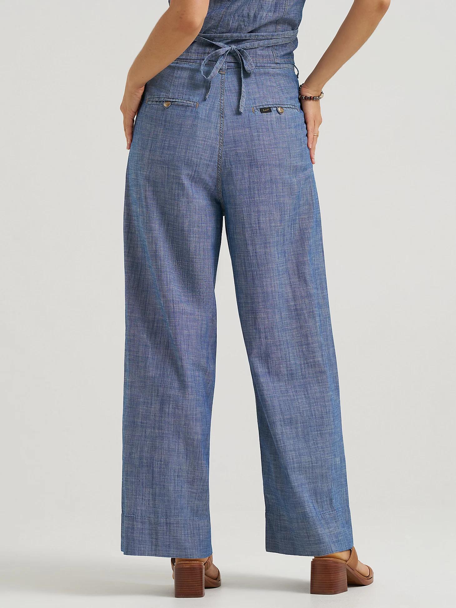 Women's Loose Pleated Trouser Pant | Women's Pants | Lee® Product Image