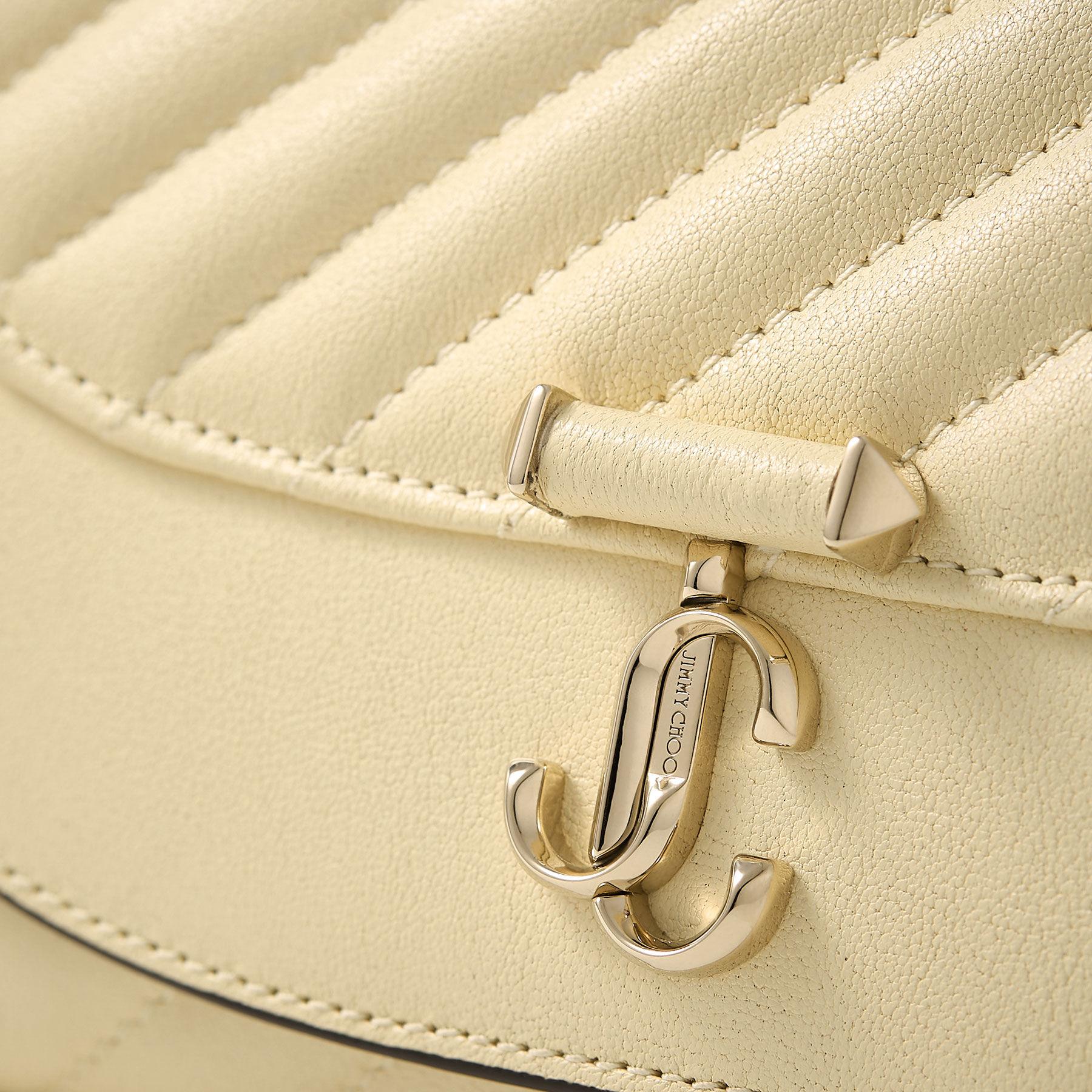 Curve Wallet With Chain Product Image