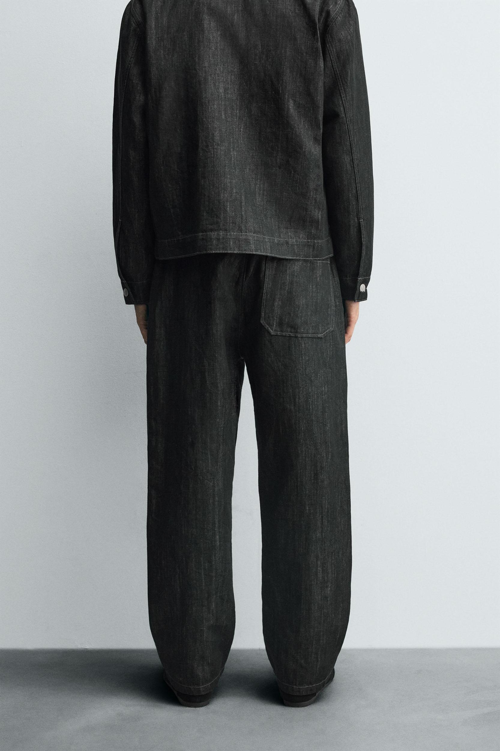 RELAXED FIT JOGGER JEANS Product Image