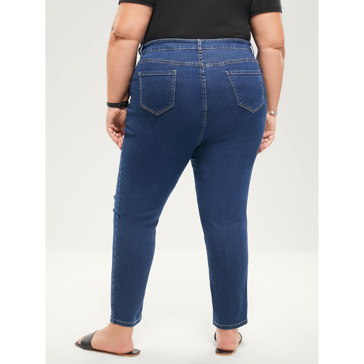 Plus Size Skinny Moderately Stretchy Mid Rise Medium Wash Pocket Jeans Women Blue Casual Plain Pocket Medium stretch Pocket Jeans BloomChic 10/M Product Image