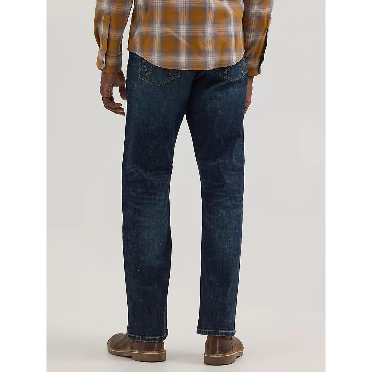 Men's Peak Comfort Bootcut Jean in Calaboose Product Image