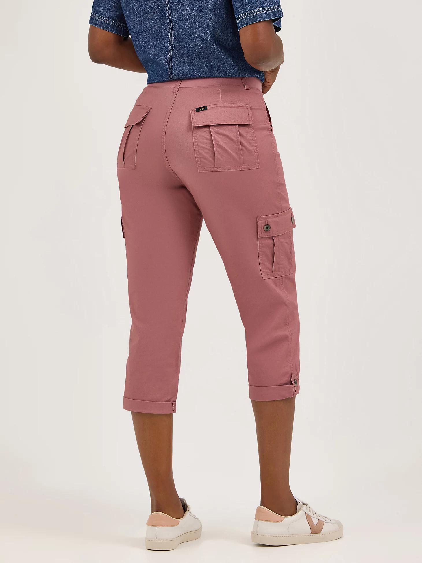 Women's Ultra Lux Comfort with Flex-to-Go Relaxed Fit Cargo Capri | Women's Capris & Crops | Lee® Product Image
