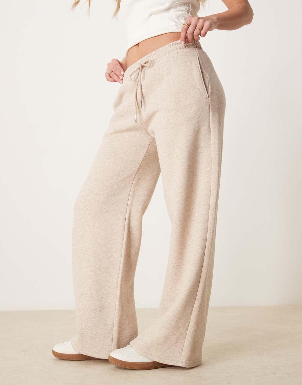 Abercrombie & Fitch sweatpants in beige Product Image