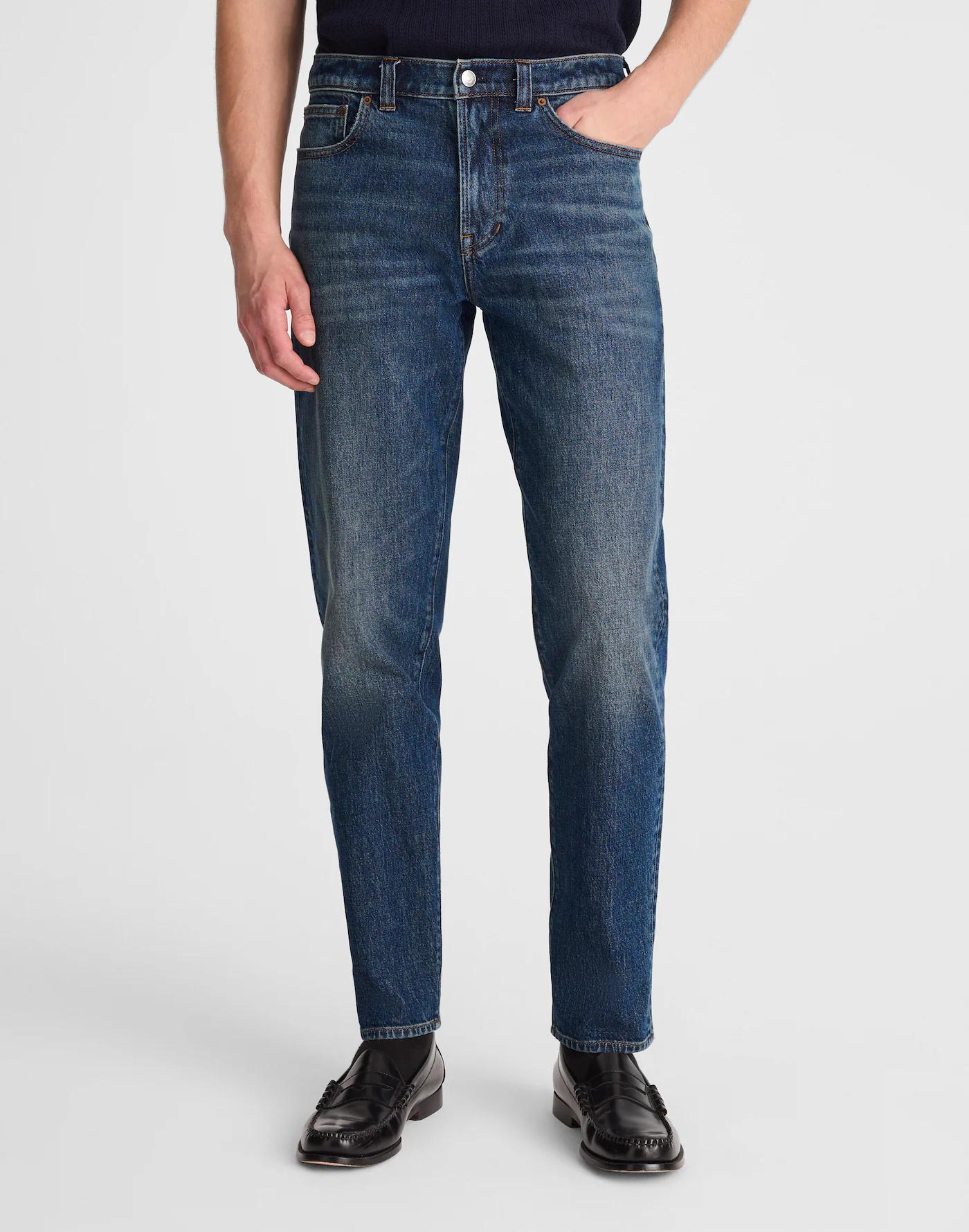 Relaxed Taper Jeans Product Image