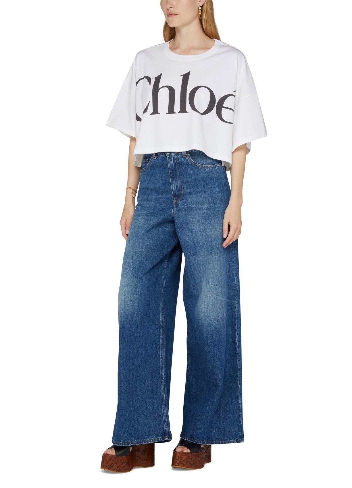 CHLOÉ White Cropped Crewneck T-shirt With Maxi Logo Print On The Front In Cotton Woman In Multicolor Product Image