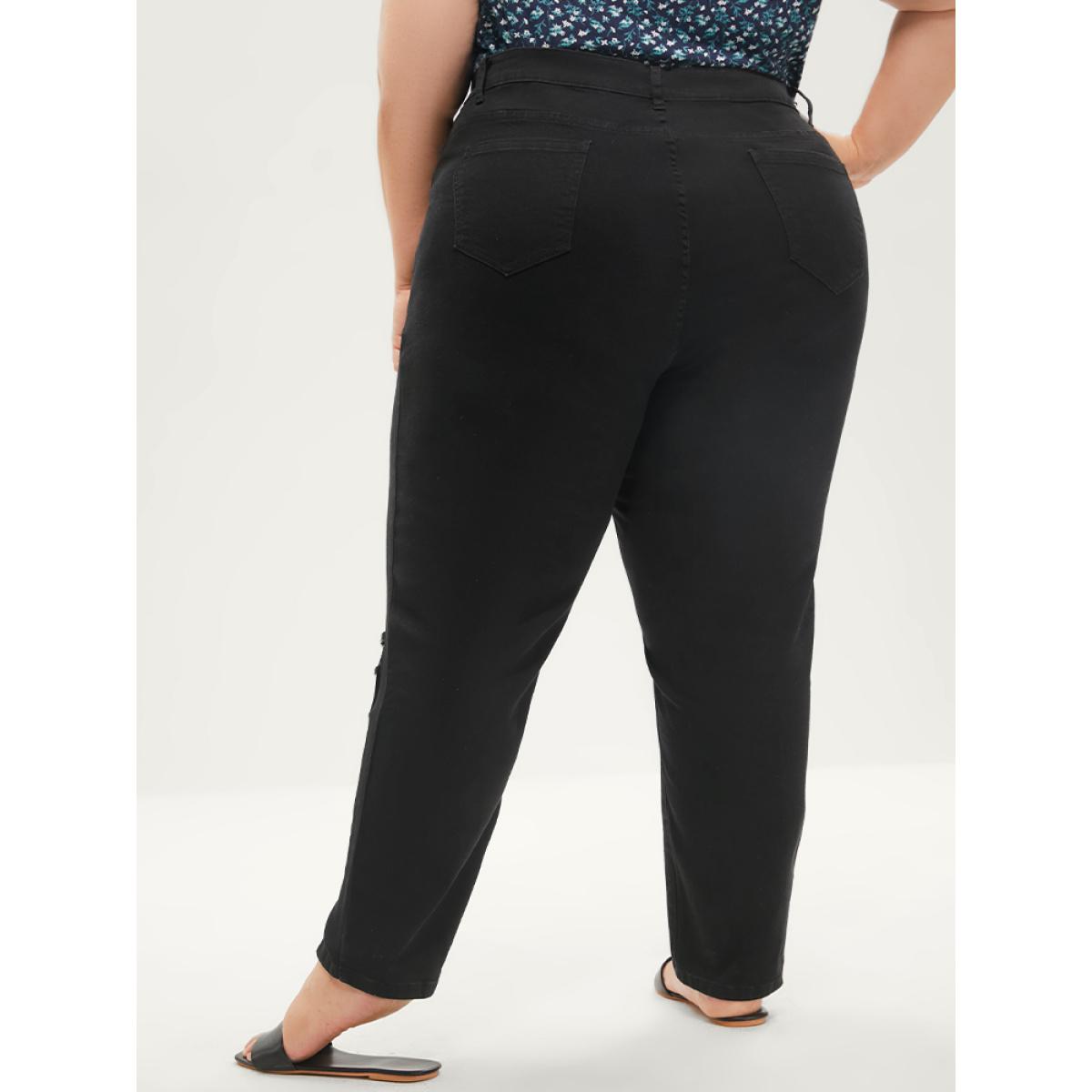 Plus Size Straight Moderately Stretchy Mid Rise Black Wash Distressed Jeans Women Black Casual Plain Distressed Medium stretch Pocket Jeans BloomChic 26/4X Product Image