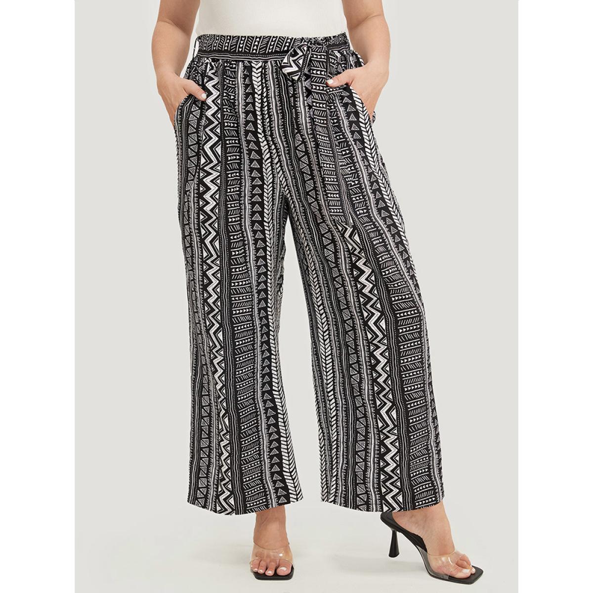 Plus Size Geometric & Striped Print Belt Pocket Pants Women Black Vacation Wide Leg High Rise Dailywear Pants BloomChic 26/4X Product Image