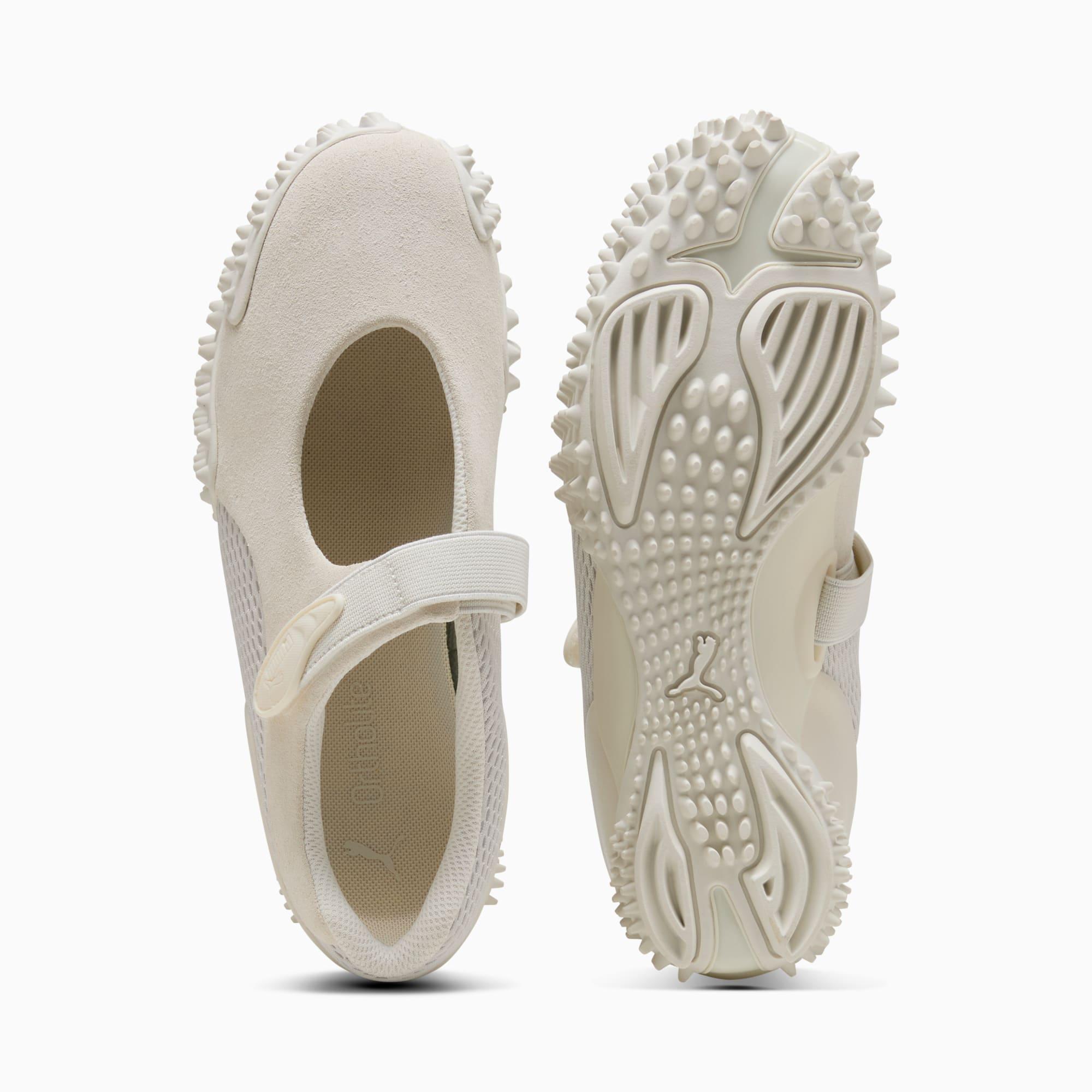 Mostro Fey Premium Women's Sneakers Product Image