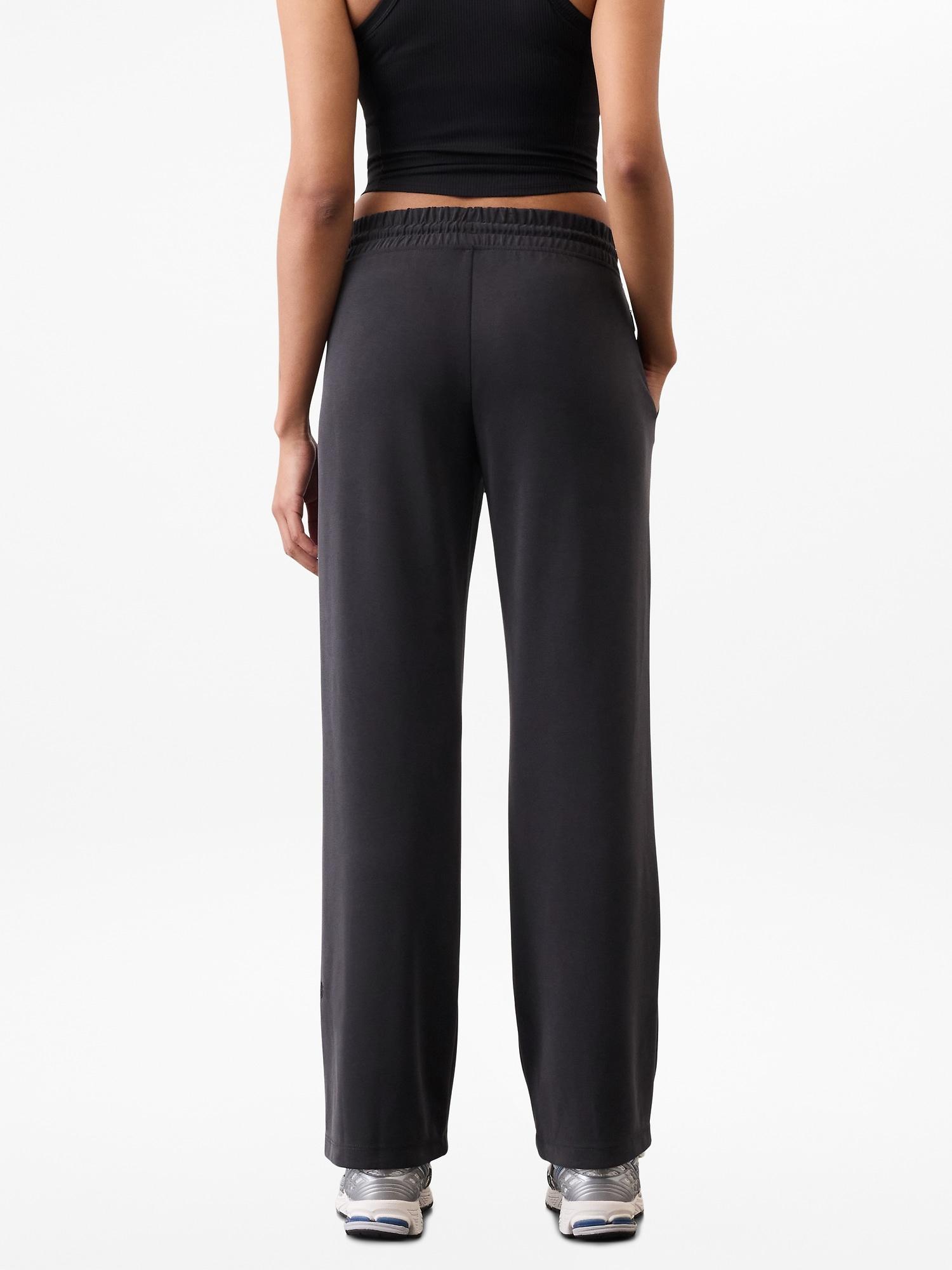 Seasoft Mid Rise Straight Pant Product Image