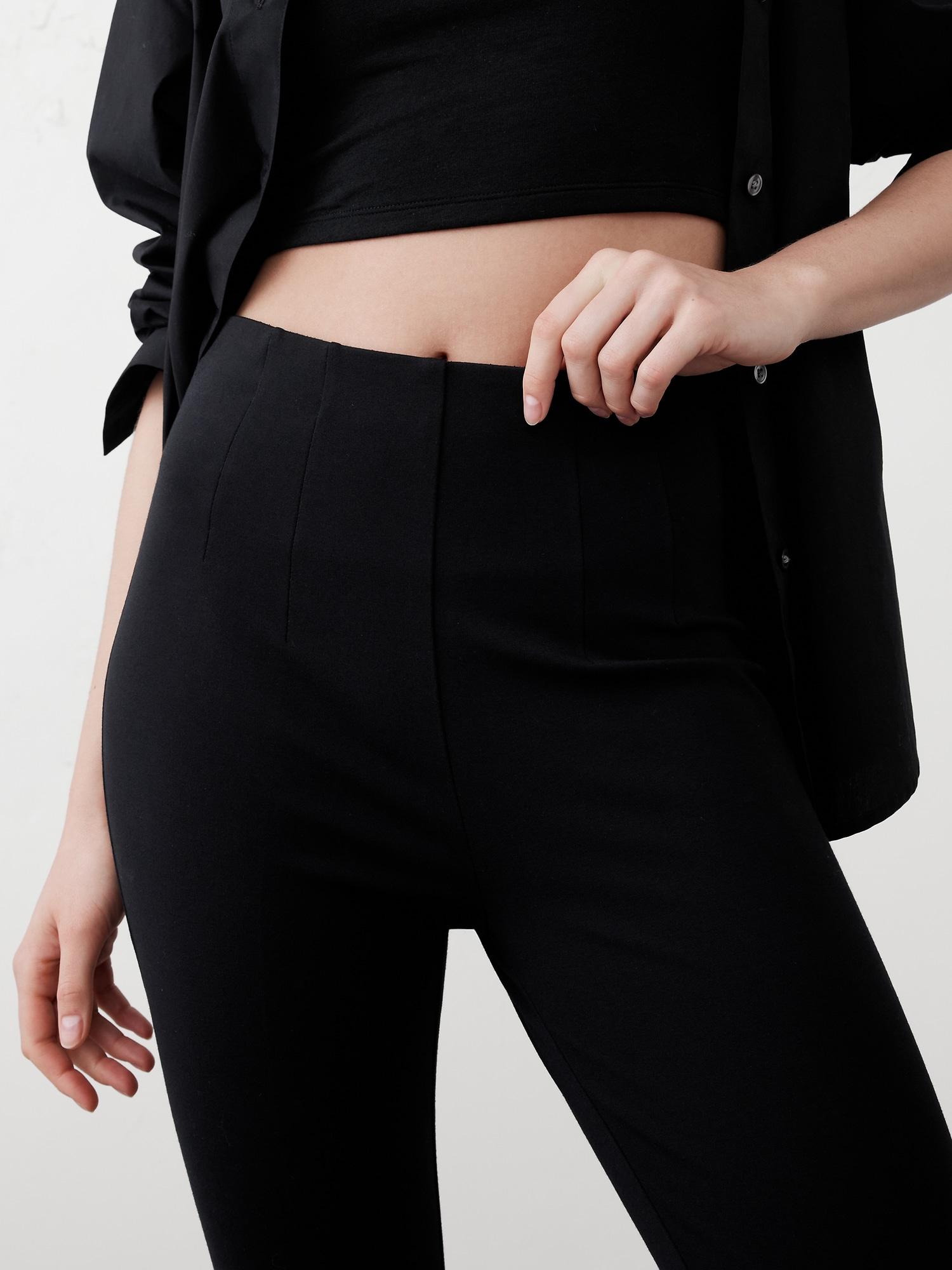 Skinny Capri Ponte Pant Product Image