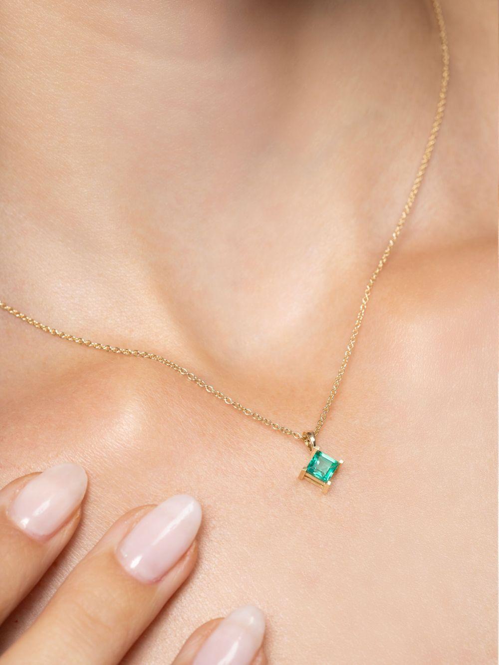14kt yellow gold Klara emerald necklace Product Image