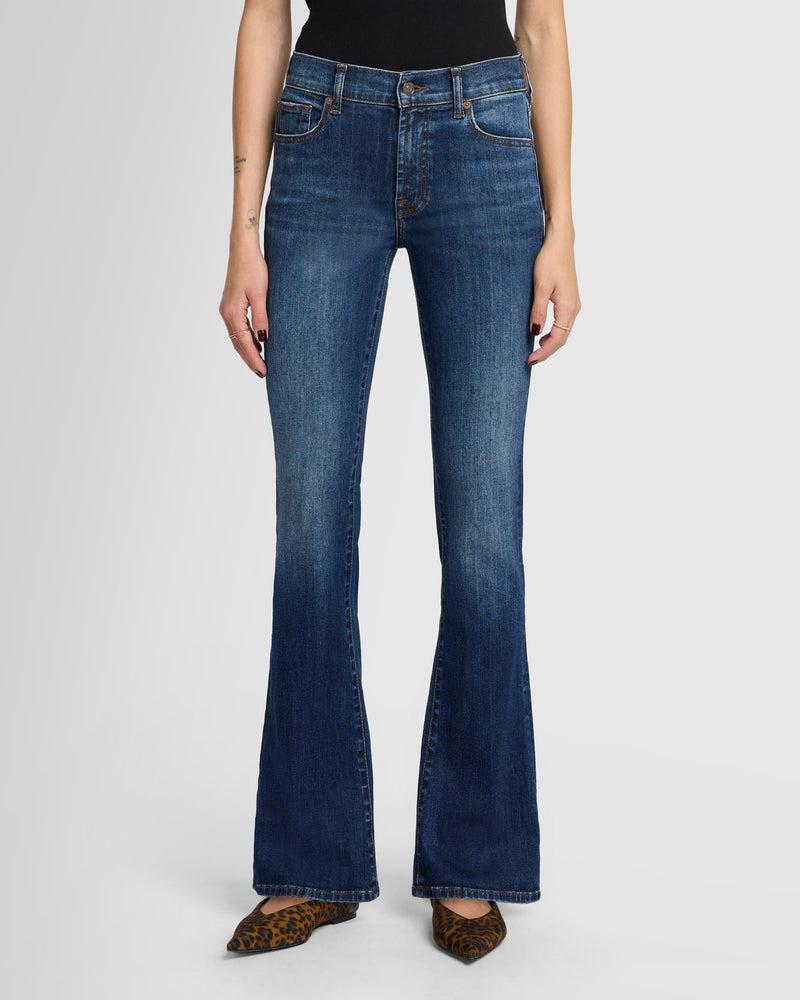 Slim Illusion Bootcut Product Image