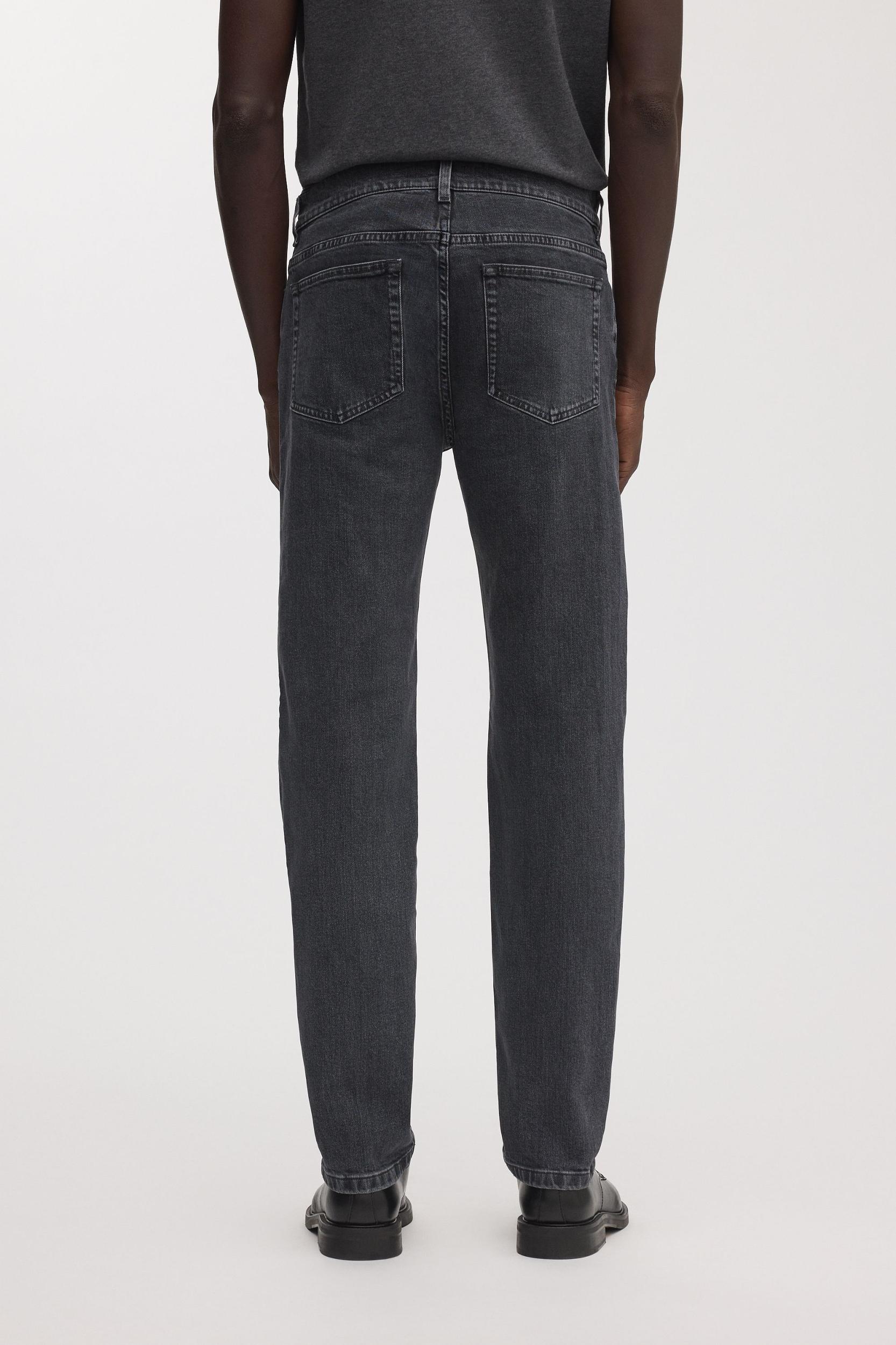 The Slim Jeans Product Image