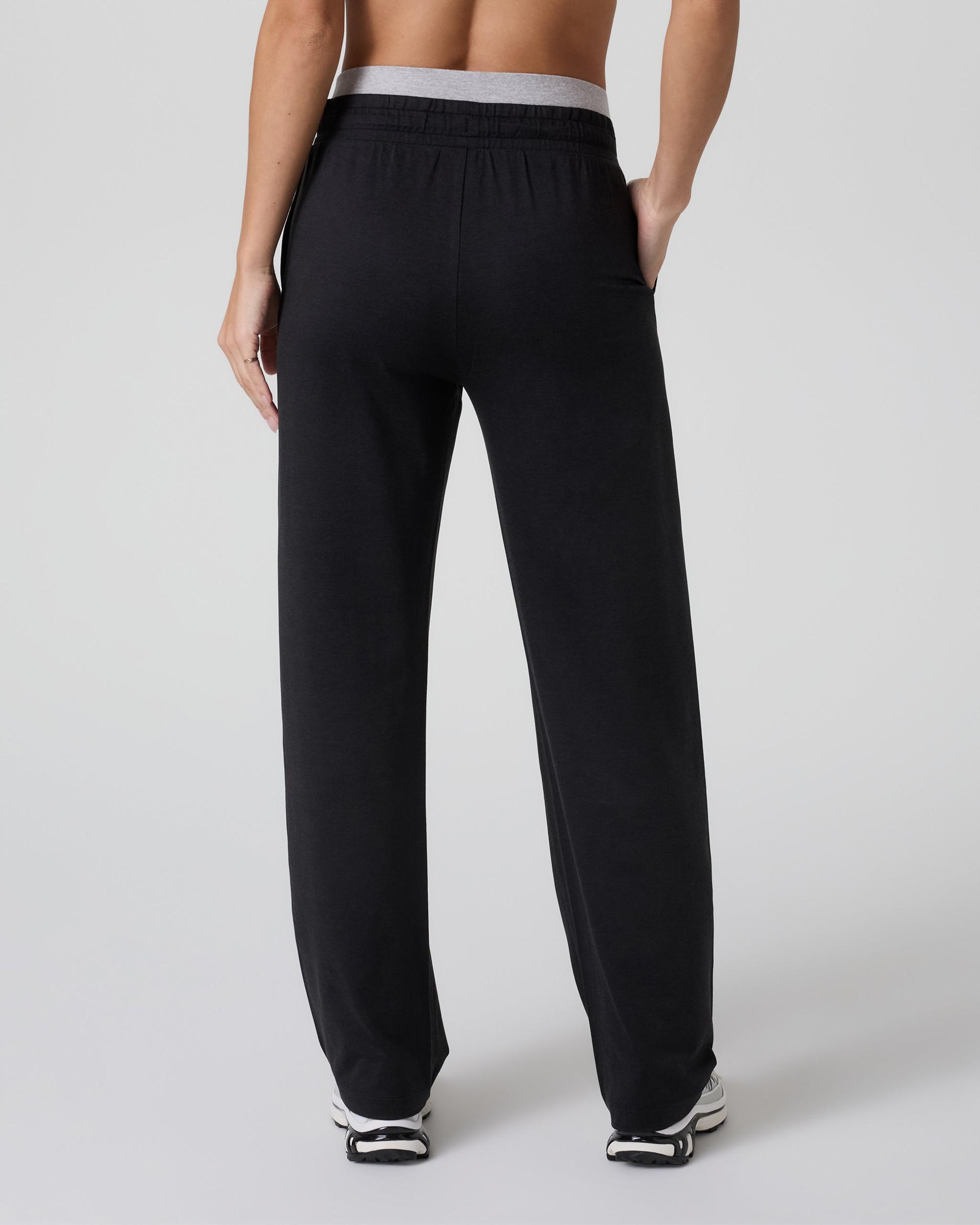 Halo Warm Up Straight Leg Pant Product Image