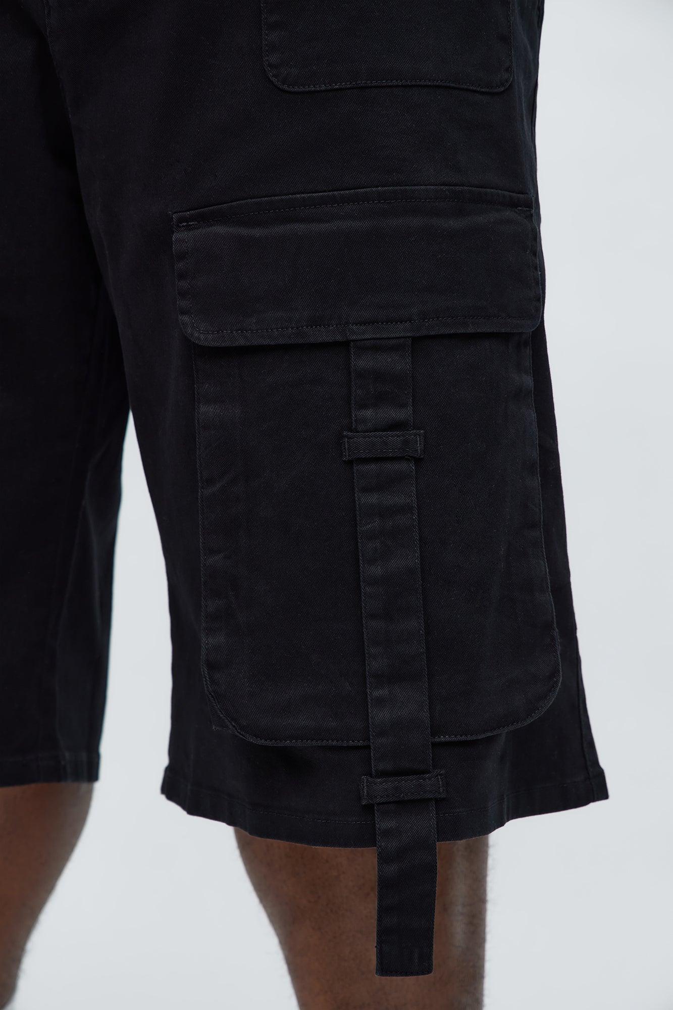 Baggy Oversized Pocket Cargo Shorts - Black Male Product Image
