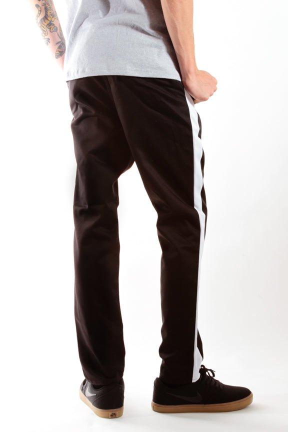 BLACK/WHITE | RACER CHINO Product Image