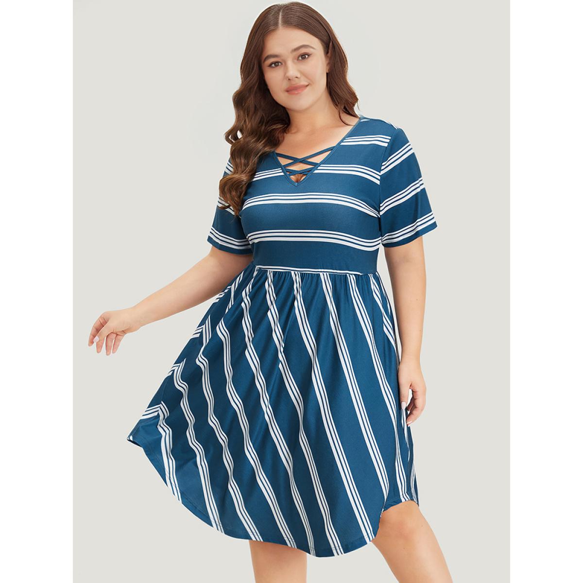 Plus Size Striped Print Pocket Crisscross Curved Hem Dress Blue Women Elegant Gathered V-neck Short sleeve Curvy Knee Dress BloomChic 28/5X Product Image