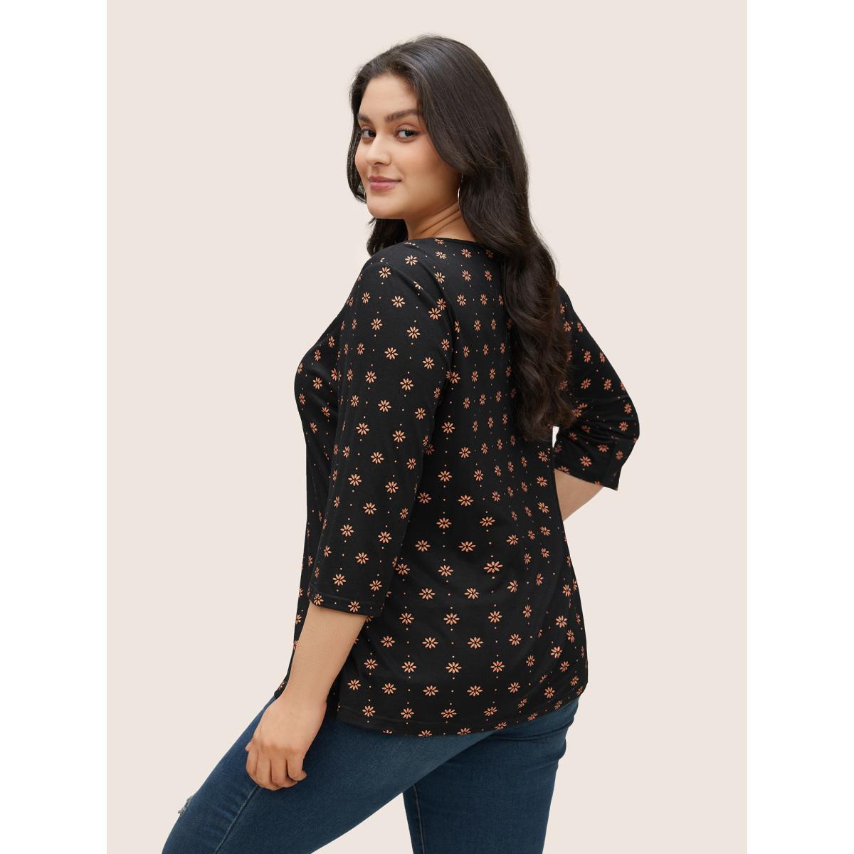 Plus Size Ditsy Floral Print Crisscross Neck T-shirt BlackFlower Women Casual Cross straps Ditsy Floral V-neck Everyday T-shirts BloomChic 30/6X Product Image