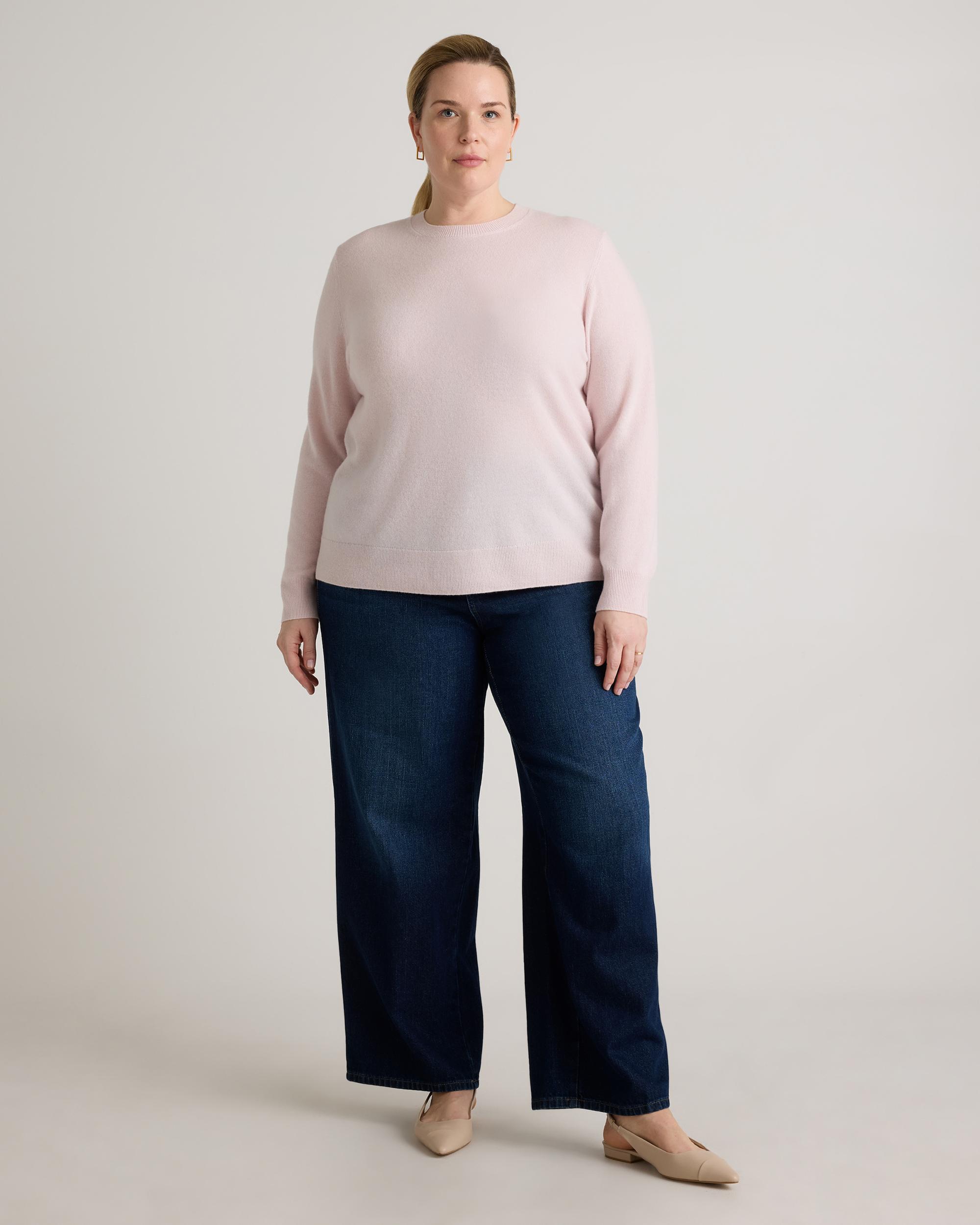 Quince | Women's Mongolian Cashmere Crewneck Sweater Product Image