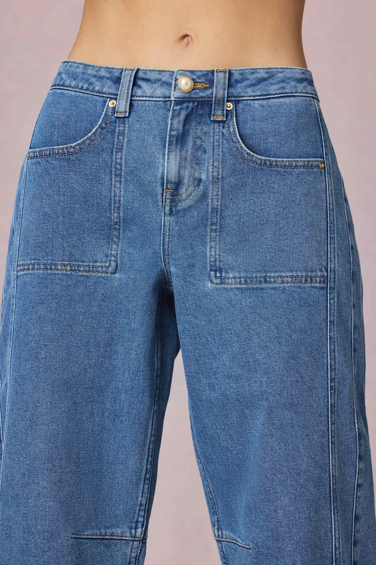 Mid-Rise Barrel-Leg Jeans in Mid-Blue Wash Product Image