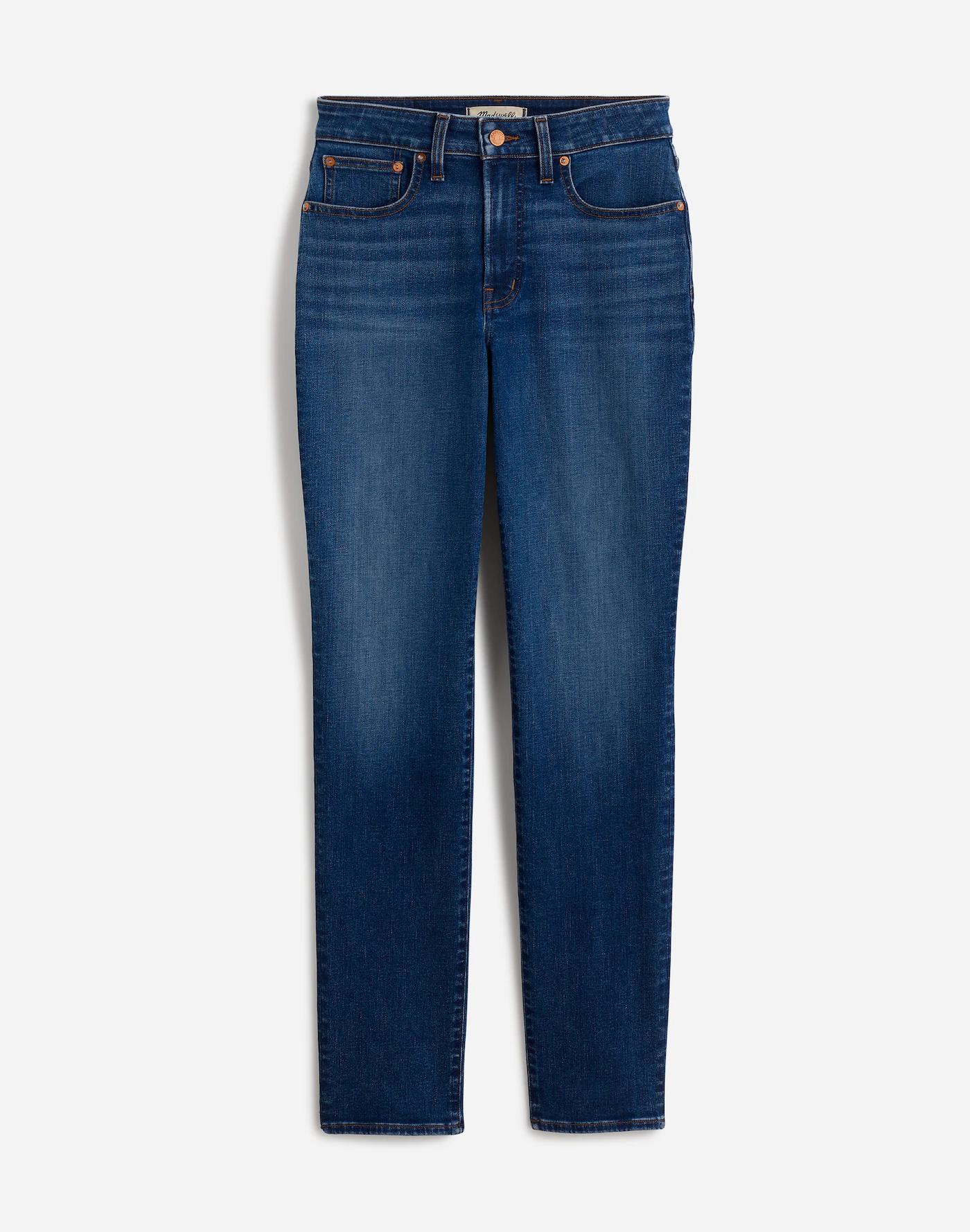 The Petite Curvy Mid-Rise Perfect Vintage Jean in Kenmere Wash Product Image