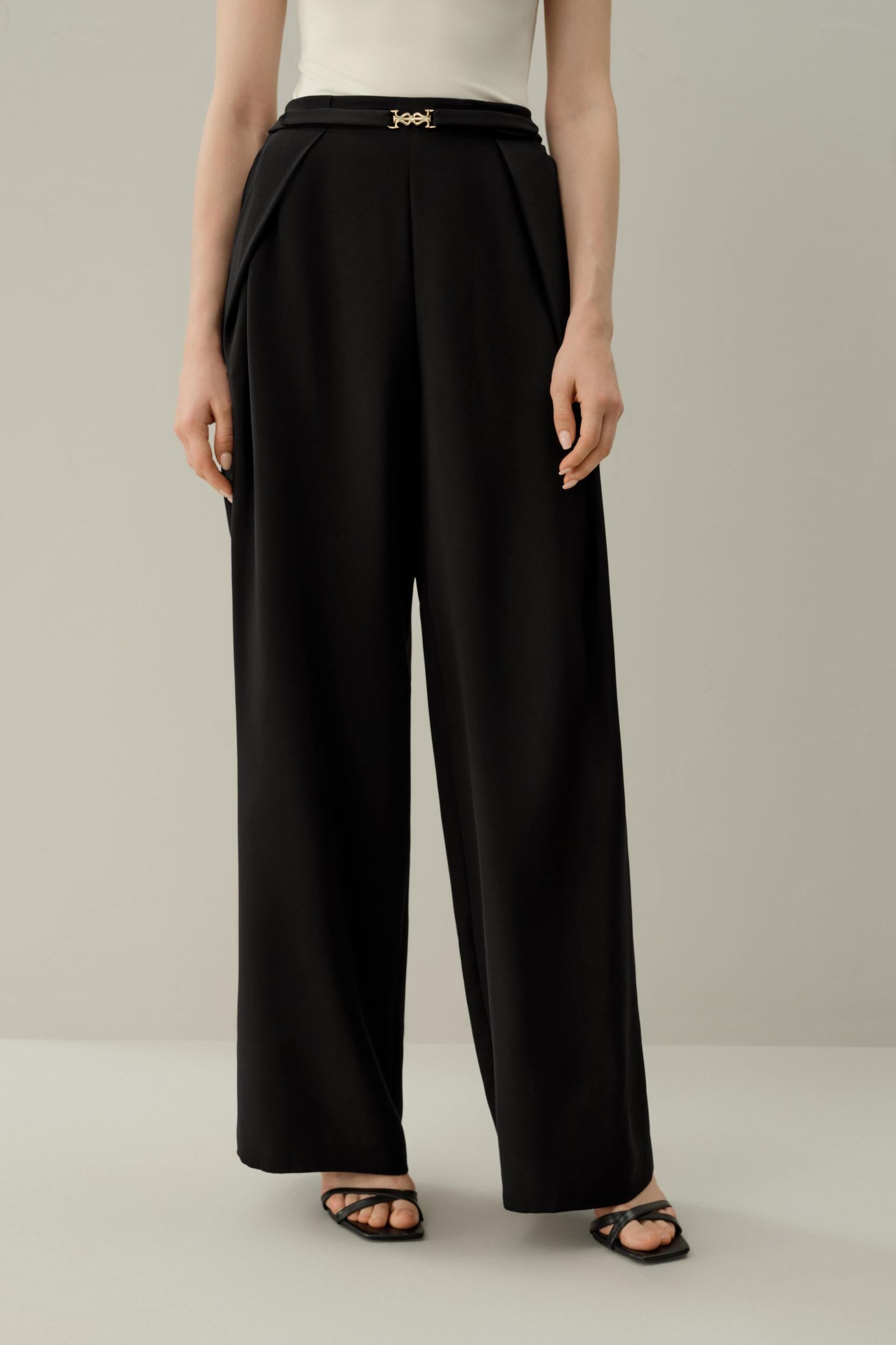 Stretch Heavy-Weight Crepe Wide-Leg Pant Product Image