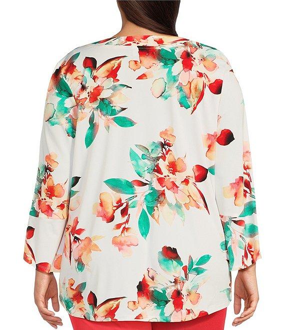 Slim Factor by Investments Plus Size Scattered Blooms V-Neckline 3/4 Slit Sleeve Top Product Image