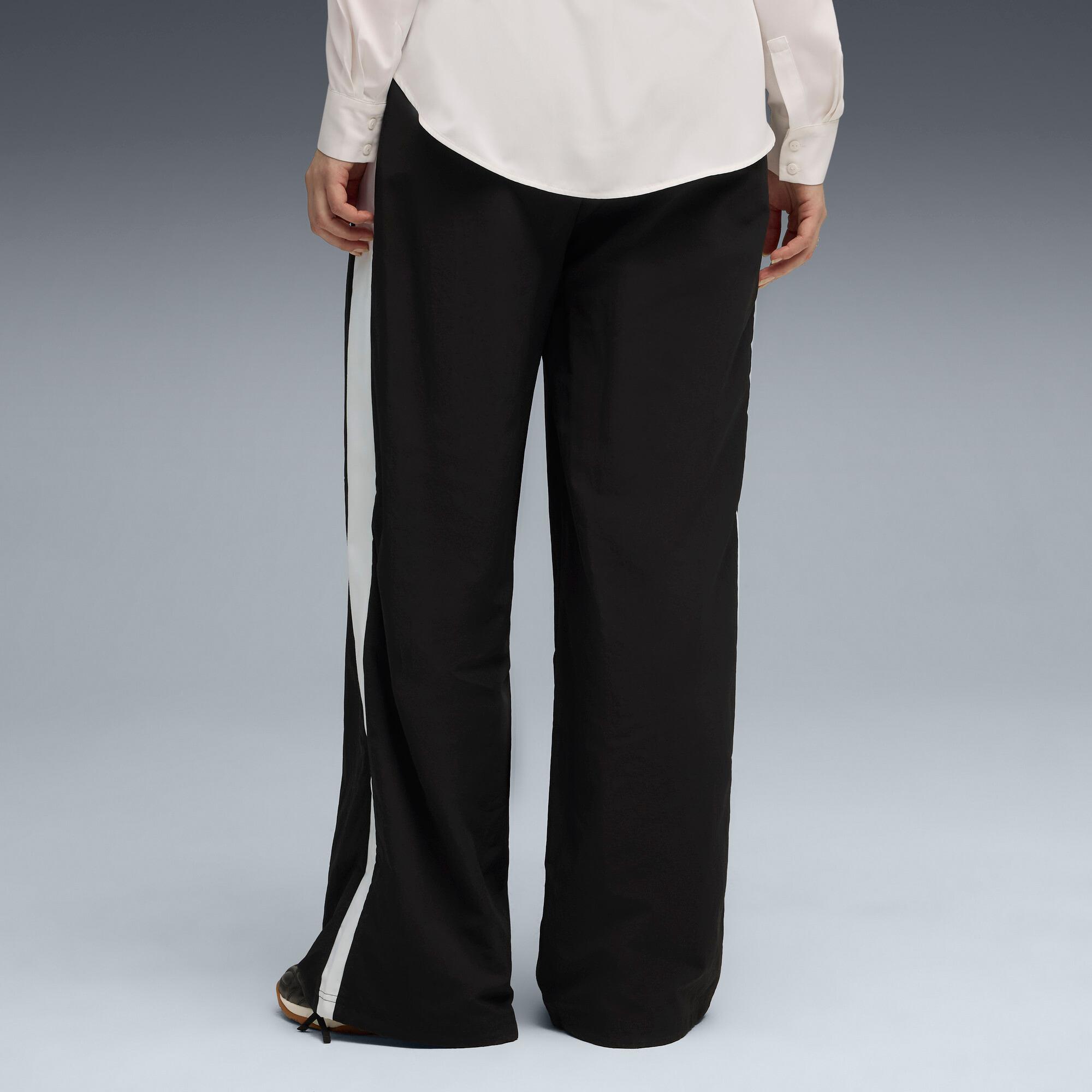 T7 Relaxed Track Pants Women Product Image