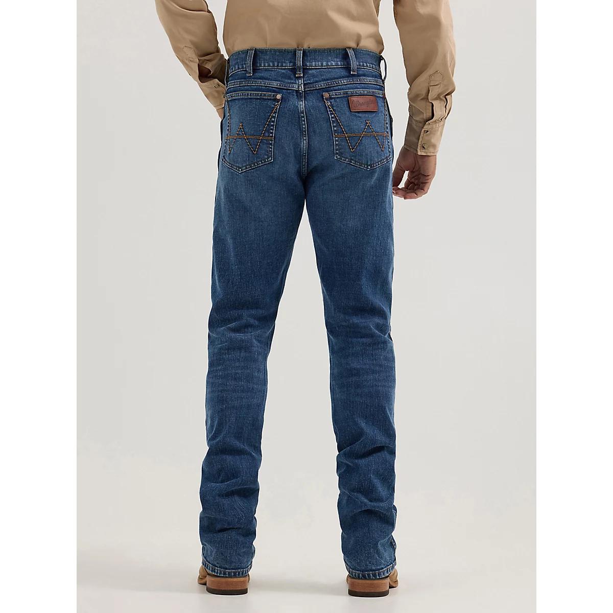 Men's Wrangler Retro® Slim Fit Straight Leg Jean in Ozark Product Image