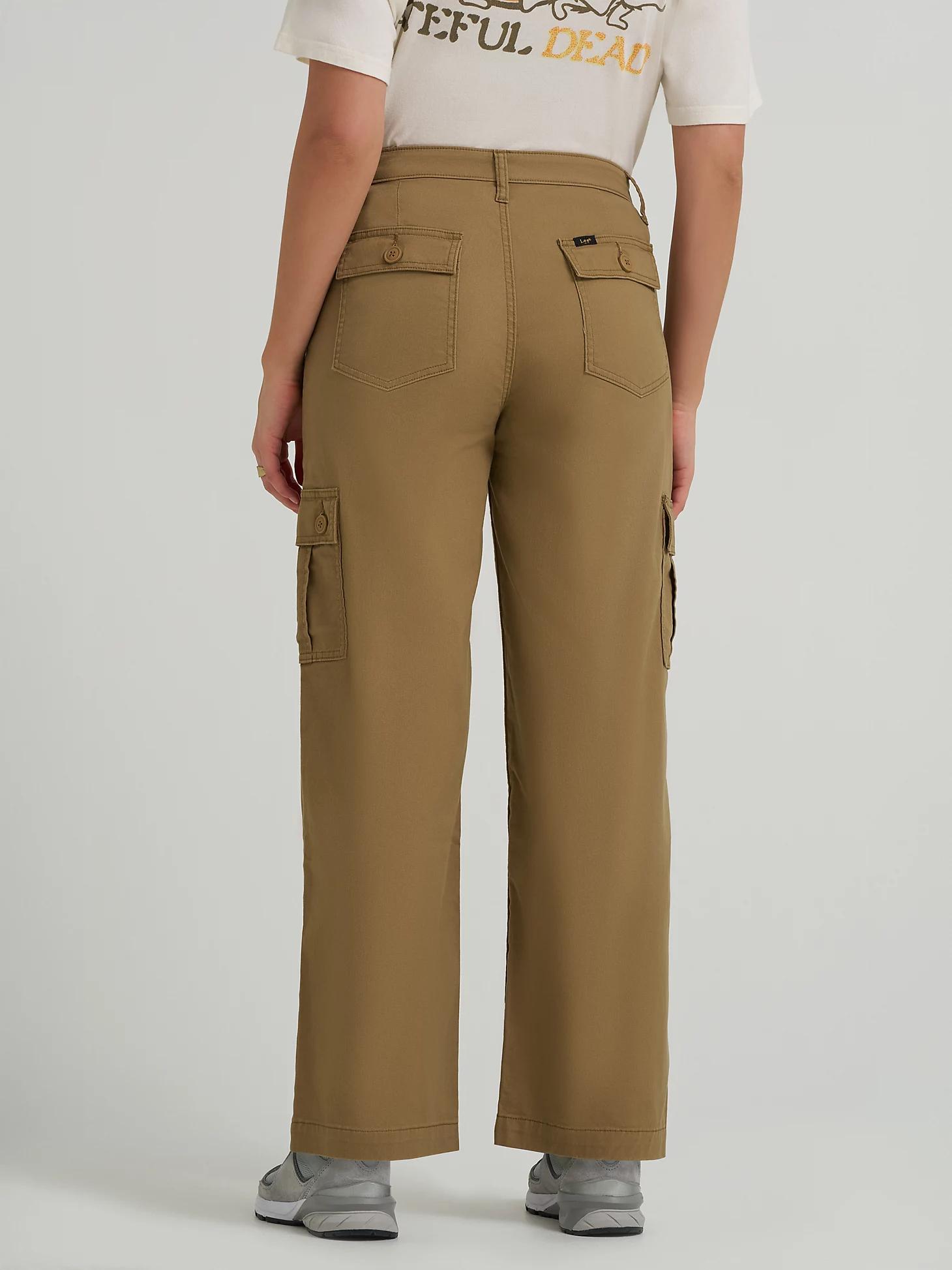 Women's Loose Straight Cargo Pant | Women's Pants | Lee® Product Image