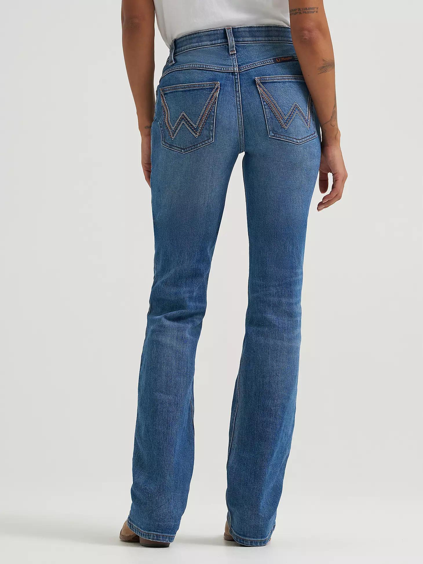 Women's Wrangler® Ultimate Riding Jean Willow Mid-Rise Bootcut in Margo Product Image